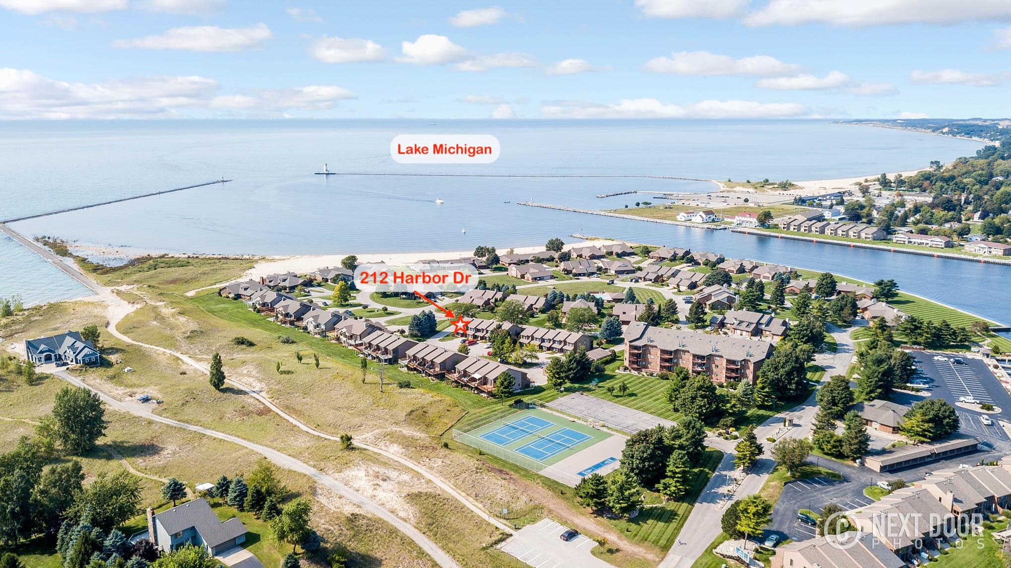 212 Harbor Drive Ludington MI 49431
