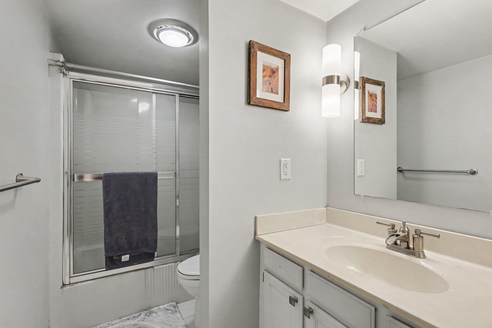 466 NW Barkwood Court NW Grand Rapids MI 49534