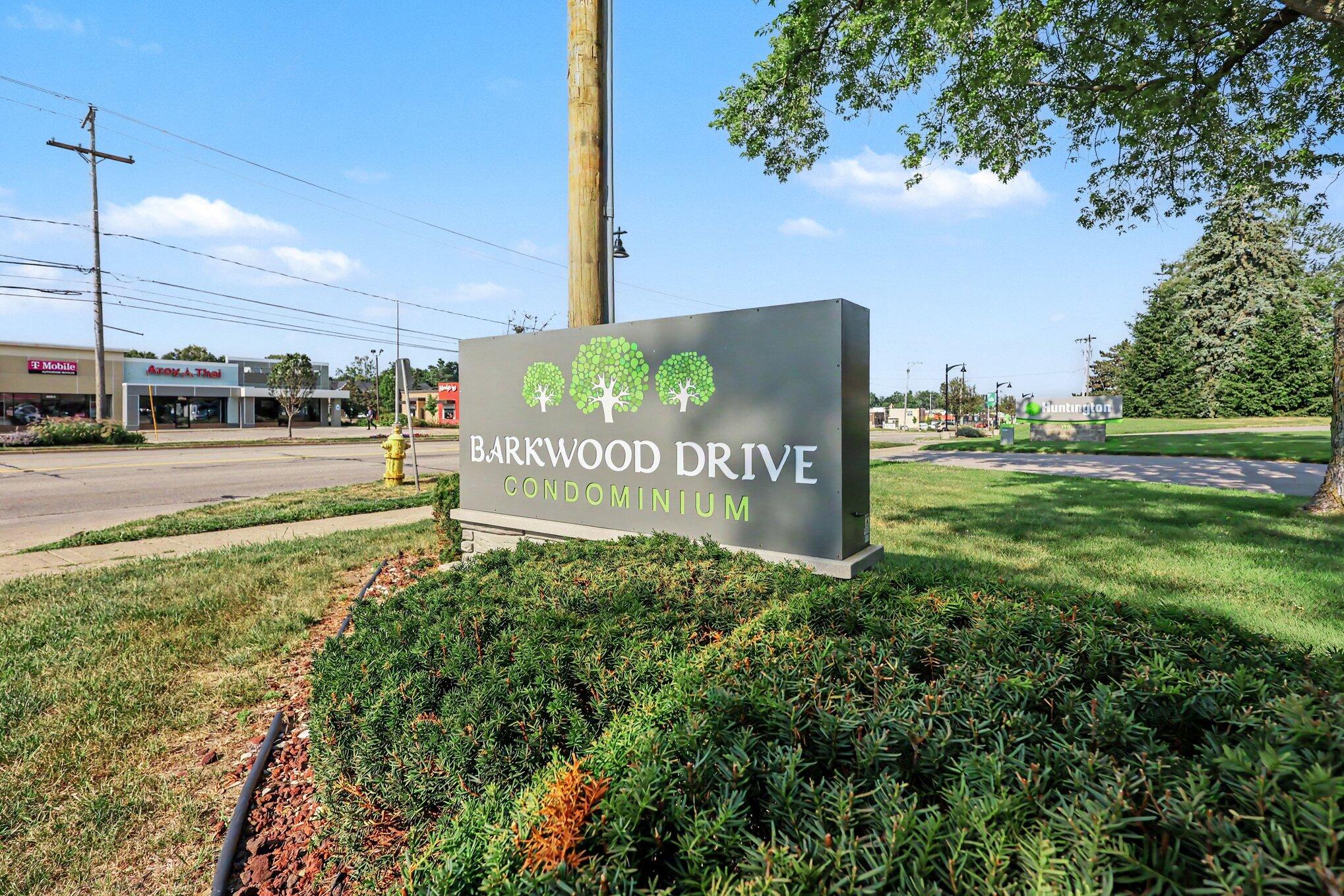 466 NW Barkwood Court NW Grand Rapids MI 49534