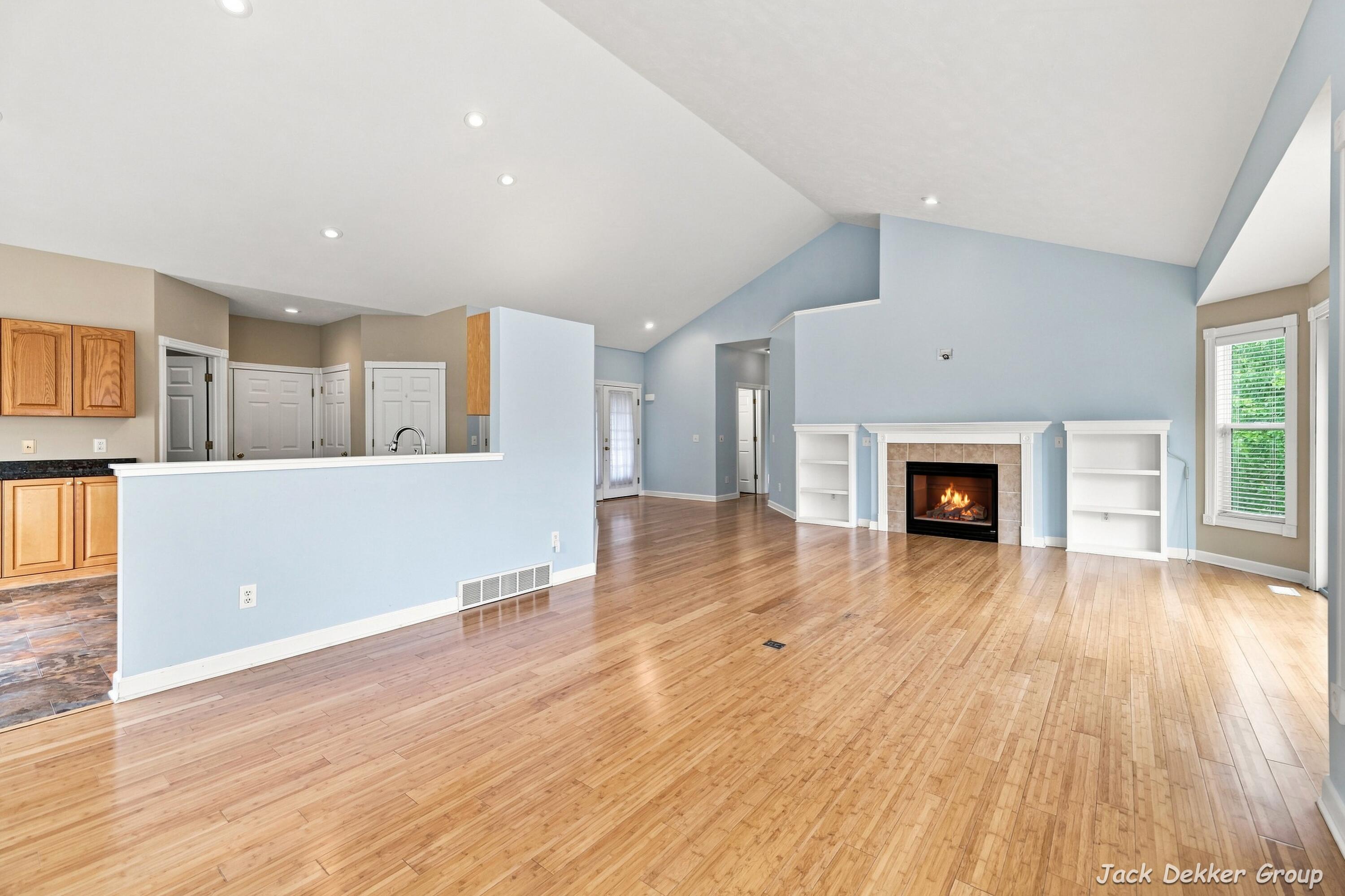 509 Hunters Run Circle Holland MI 49423