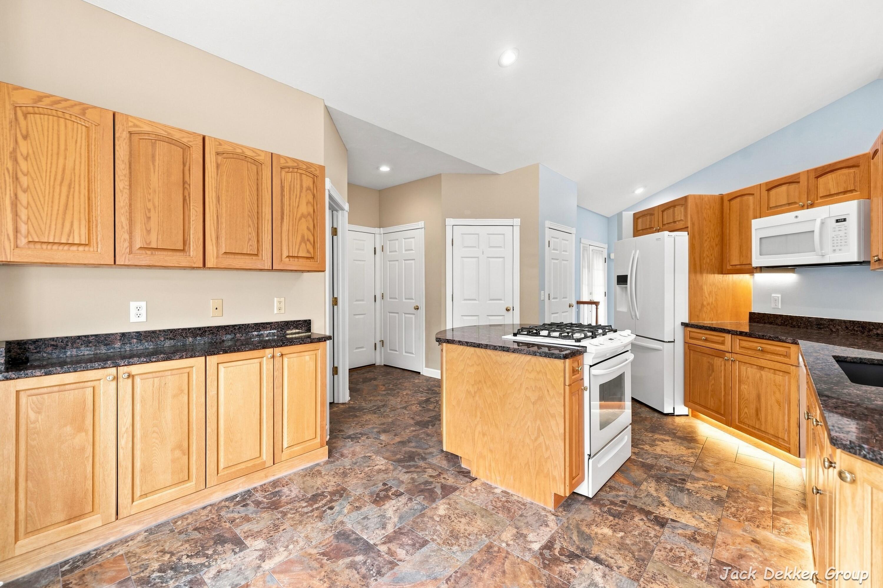 509 Hunters Run Circle Holland MI 49423