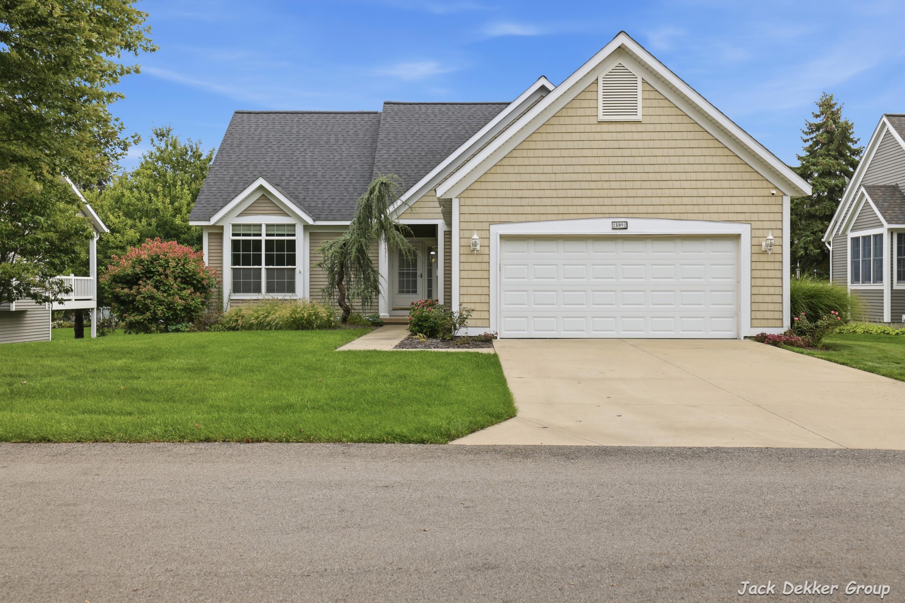 509 Hunters Run Circle Holland MI 49423