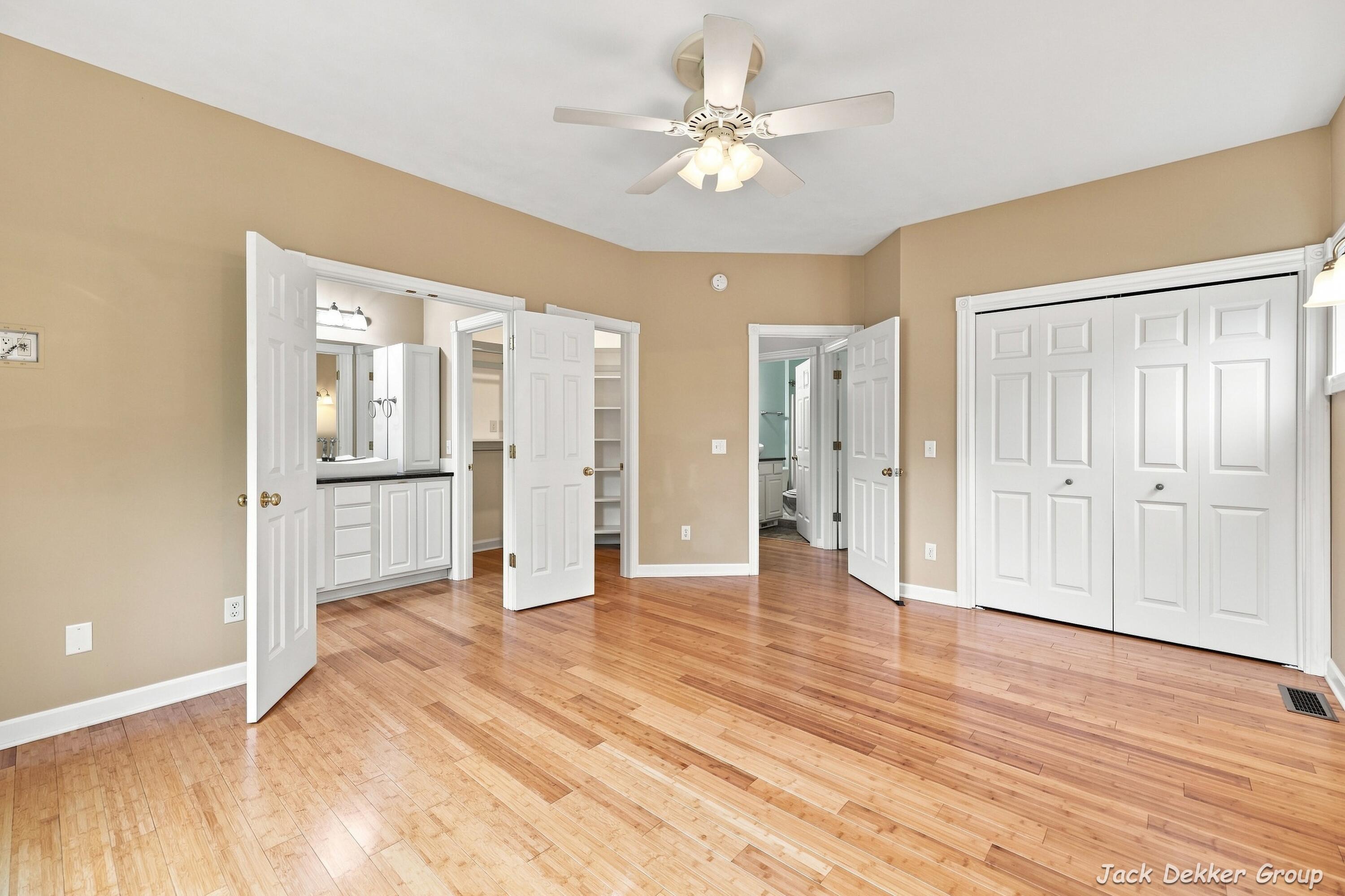 509 Hunters Run Circle Holland MI 49423