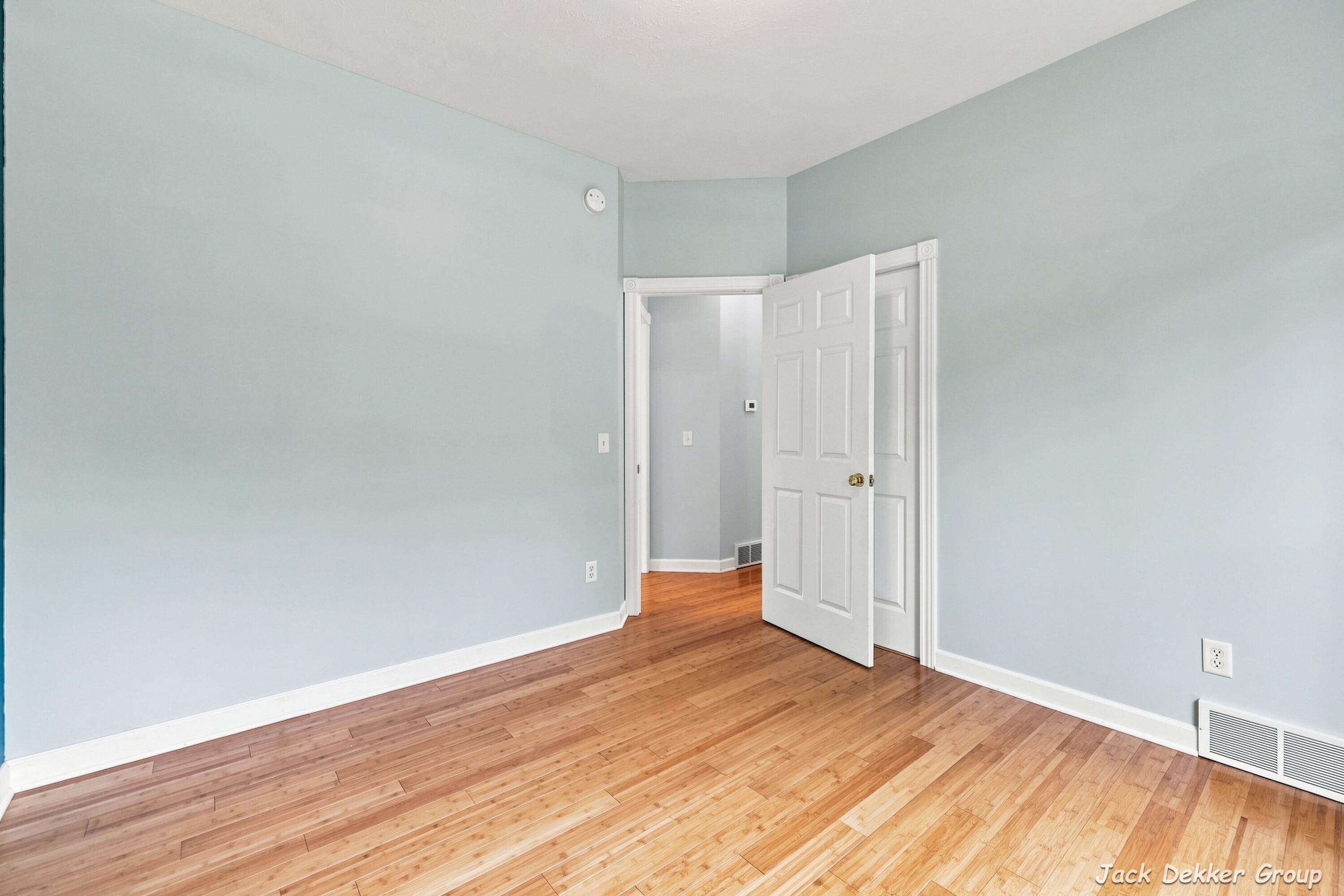 509 Hunters Run Circle Holland MI 49423