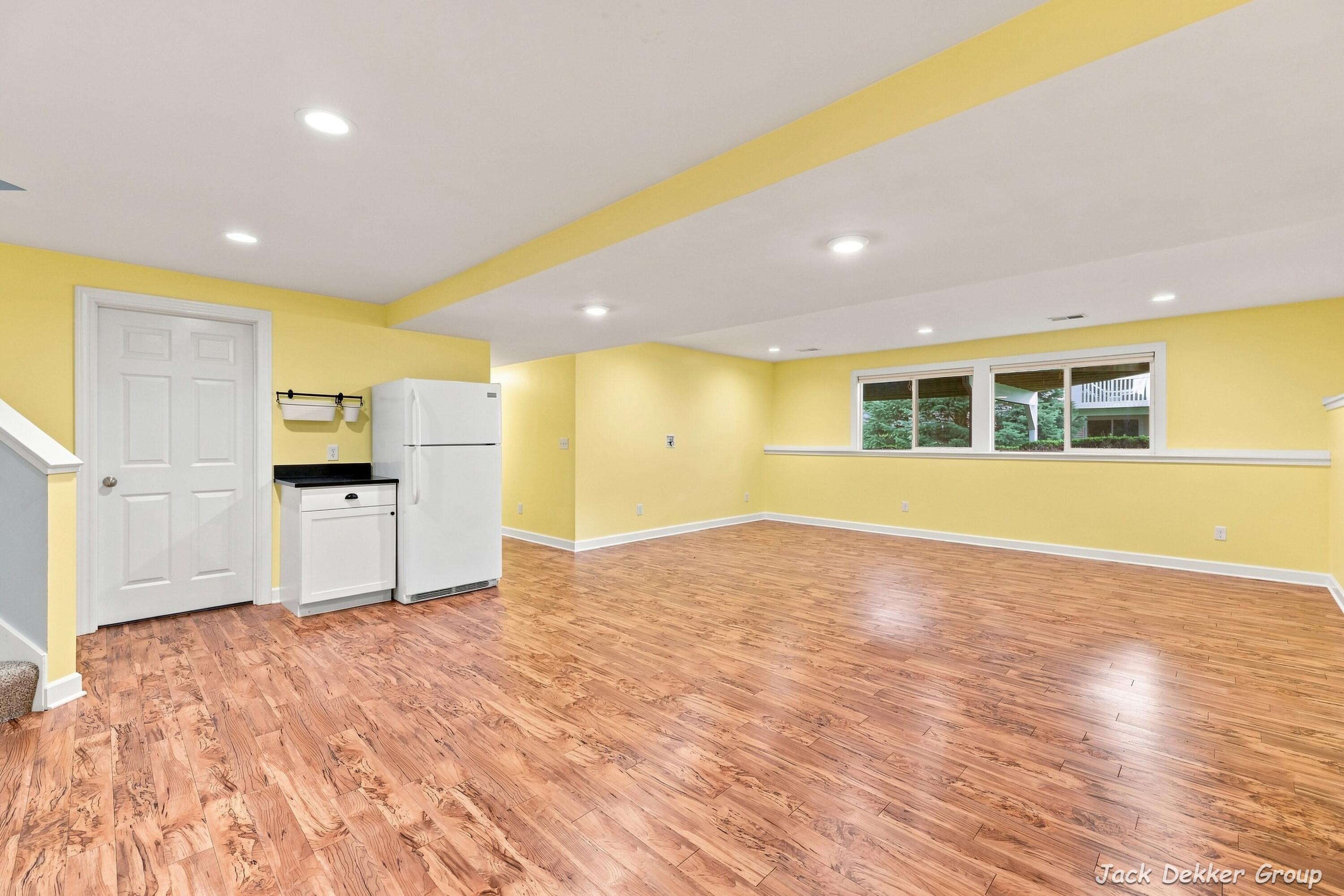 509 Hunters Run Circle Holland MI 49423
