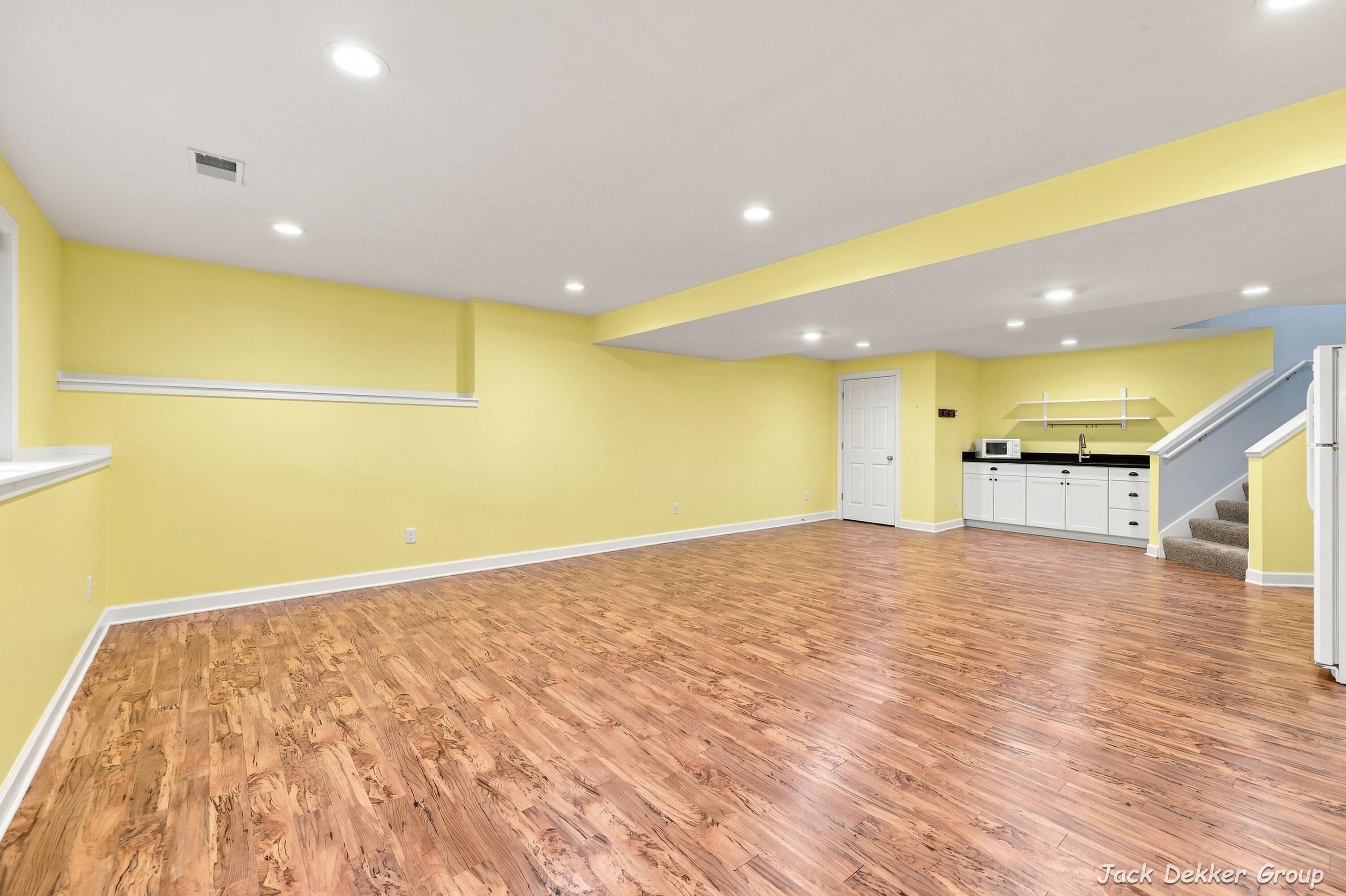 509 Hunters Run Circle Holland MI 49423