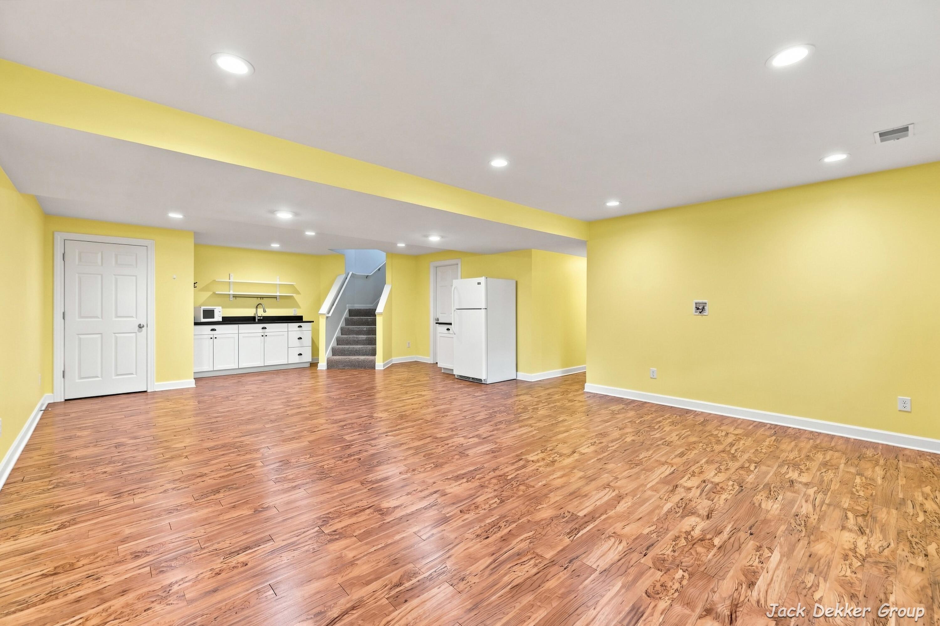 509 Hunters Run Circle Holland MI 49423