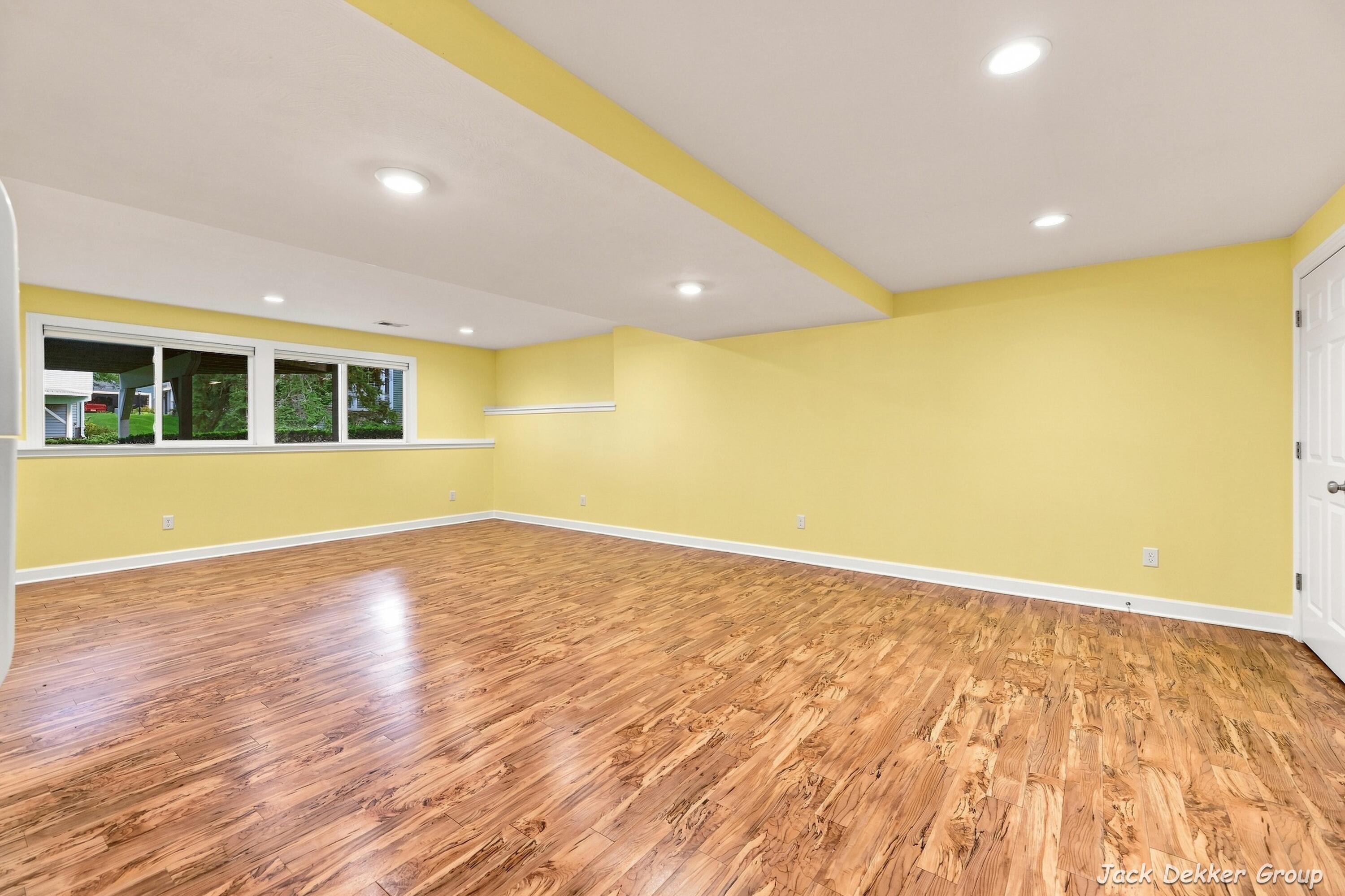 509 Hunters Run Circle Holland MI 49423