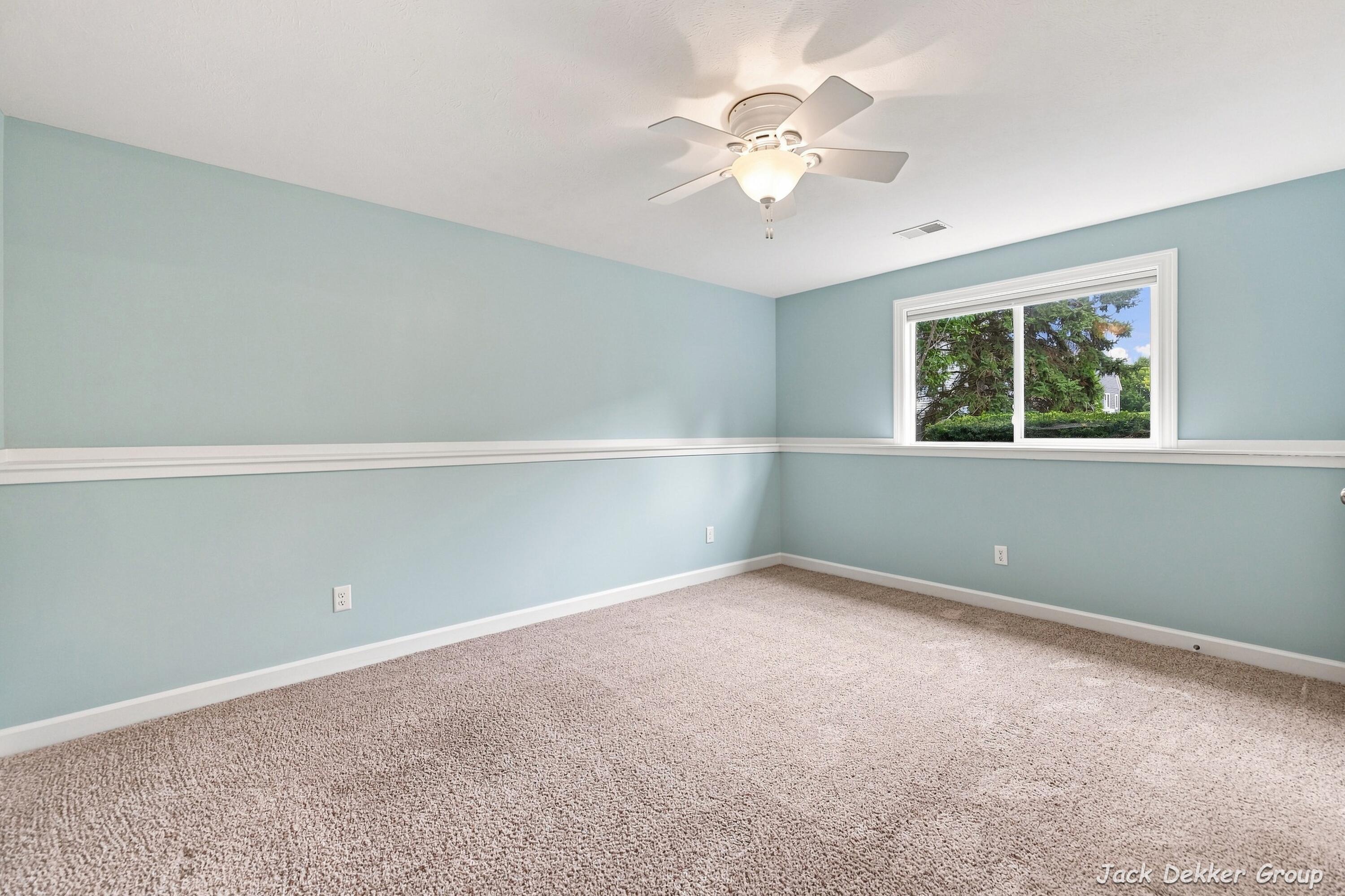 509 Hunters Run Circle Holland MI 49423