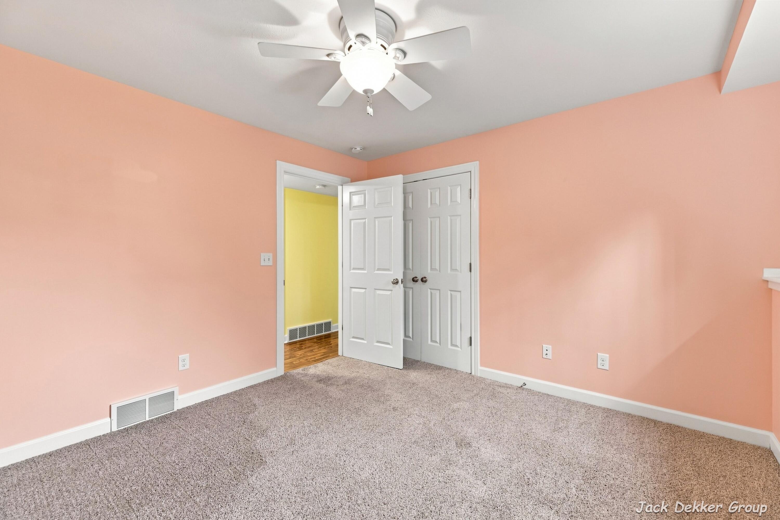 509 Hunters Run Circle Holland MI 49423