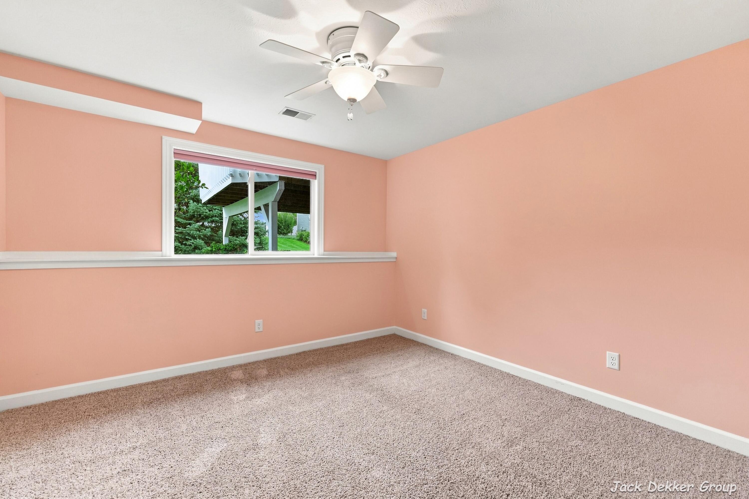 509 Hunters Run Circle Holland MI 49423