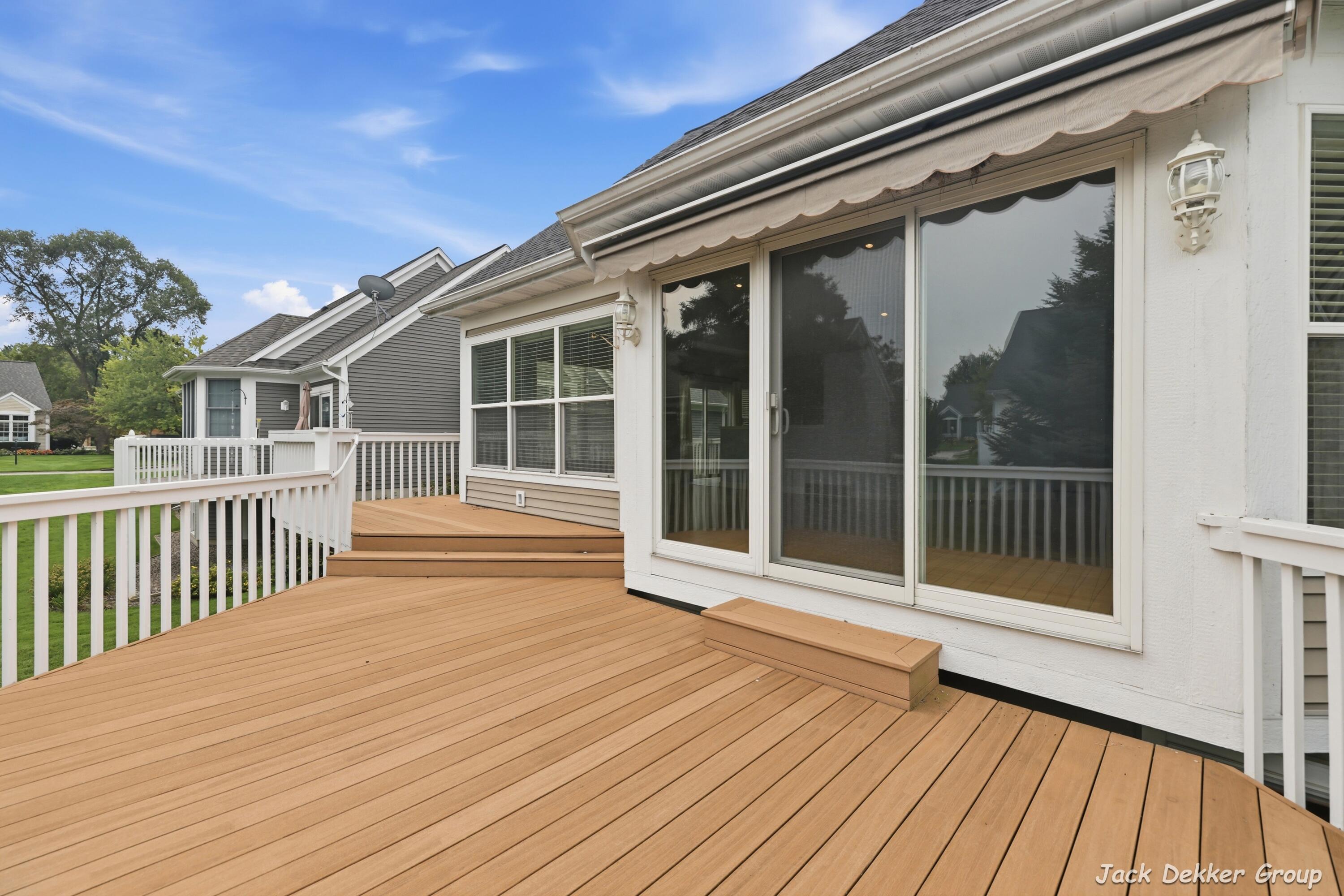 509 Hunters Run Circle Holland MI 49423