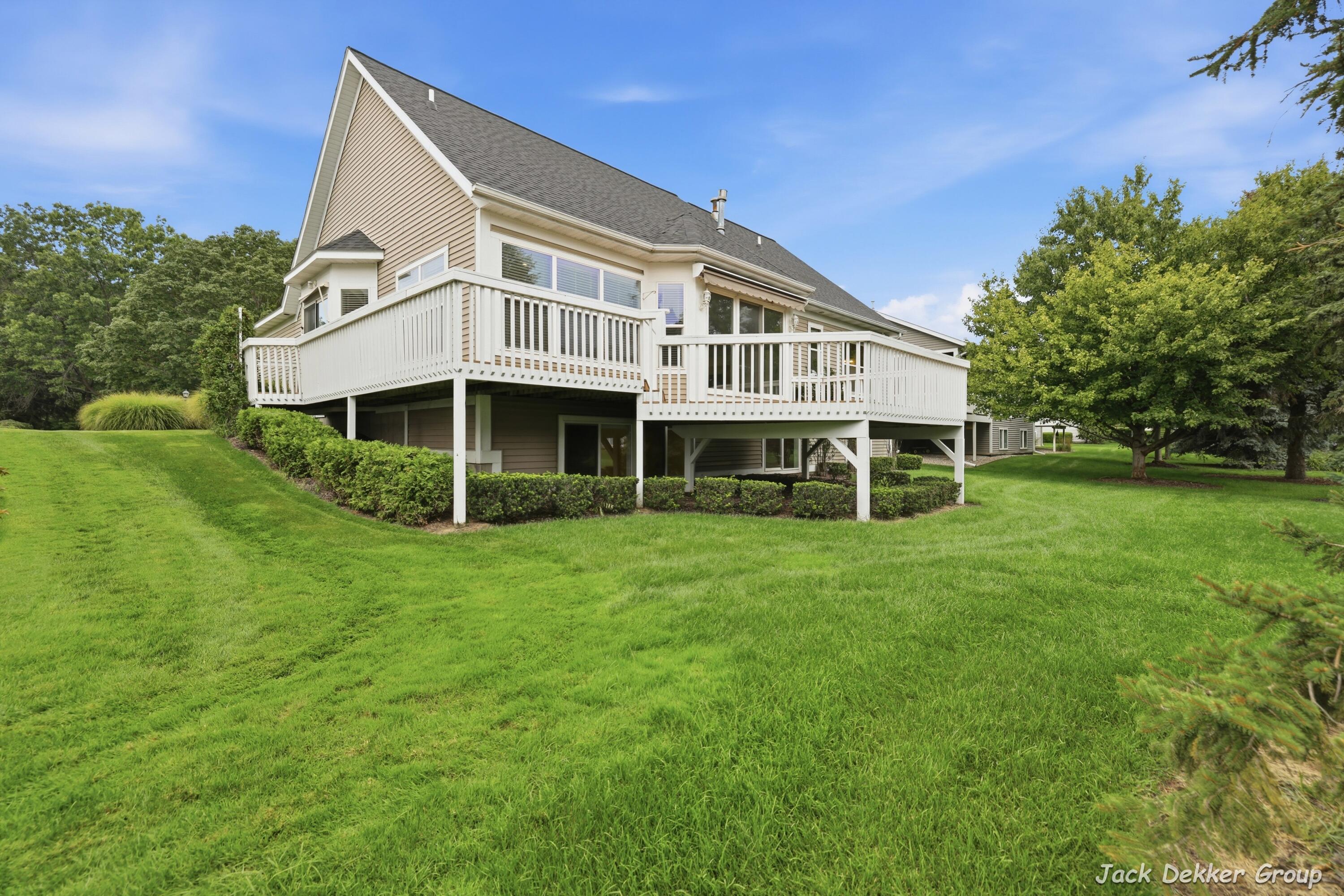 509 Hunters Run Circle Holland MI 49423