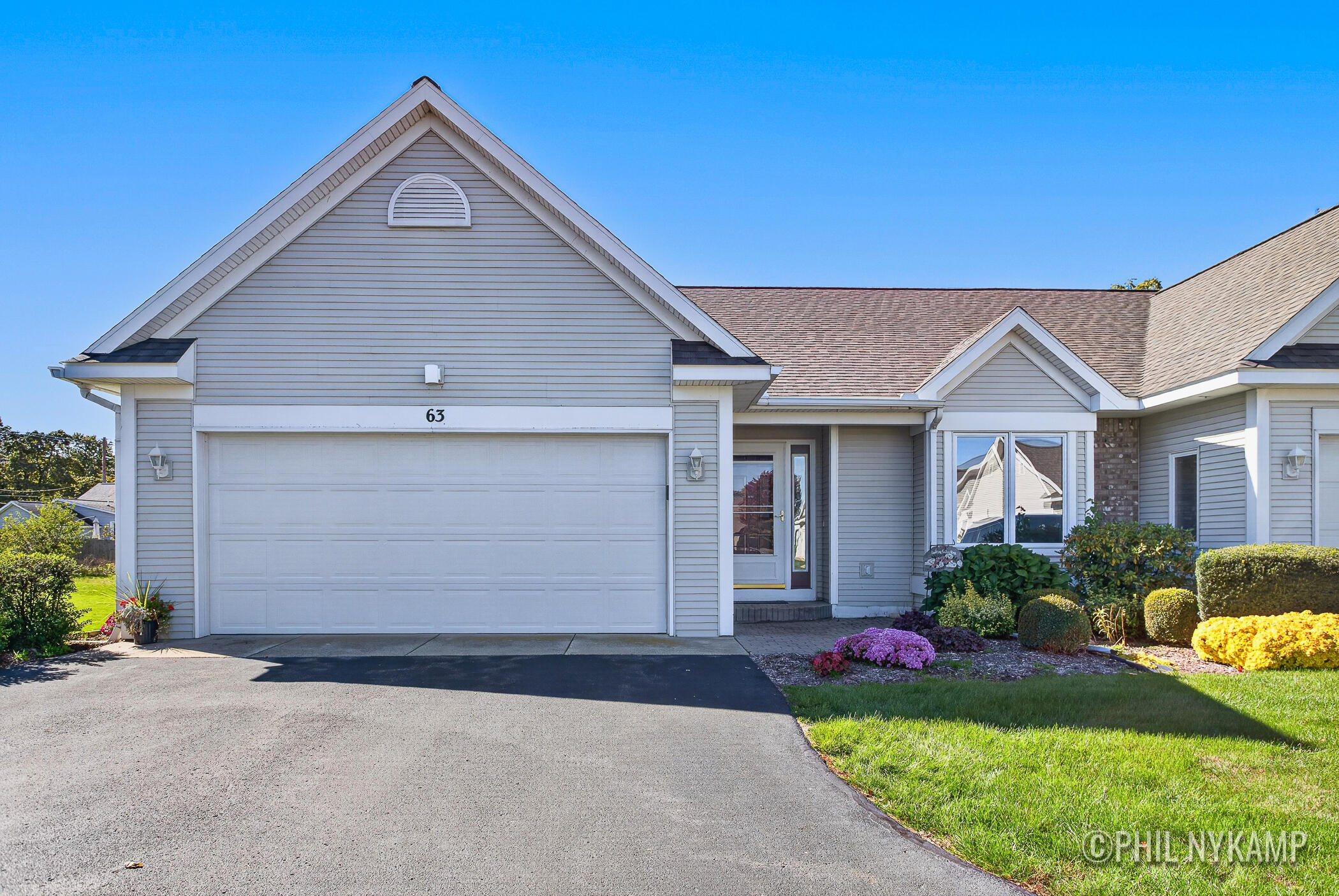 63 Majestic Court Zeeland MI 49464