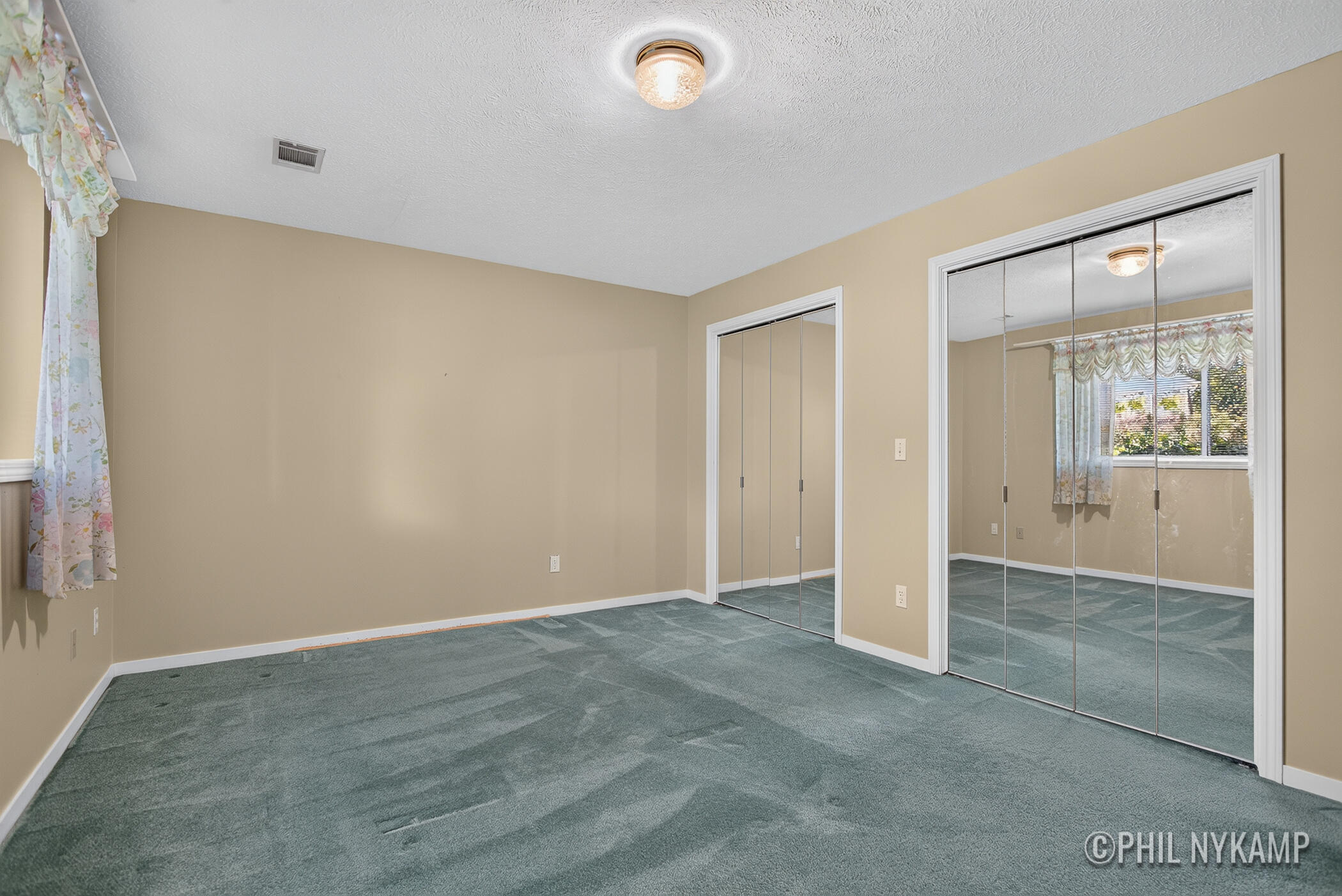 63 Majestic Court Zeeland MI 49464