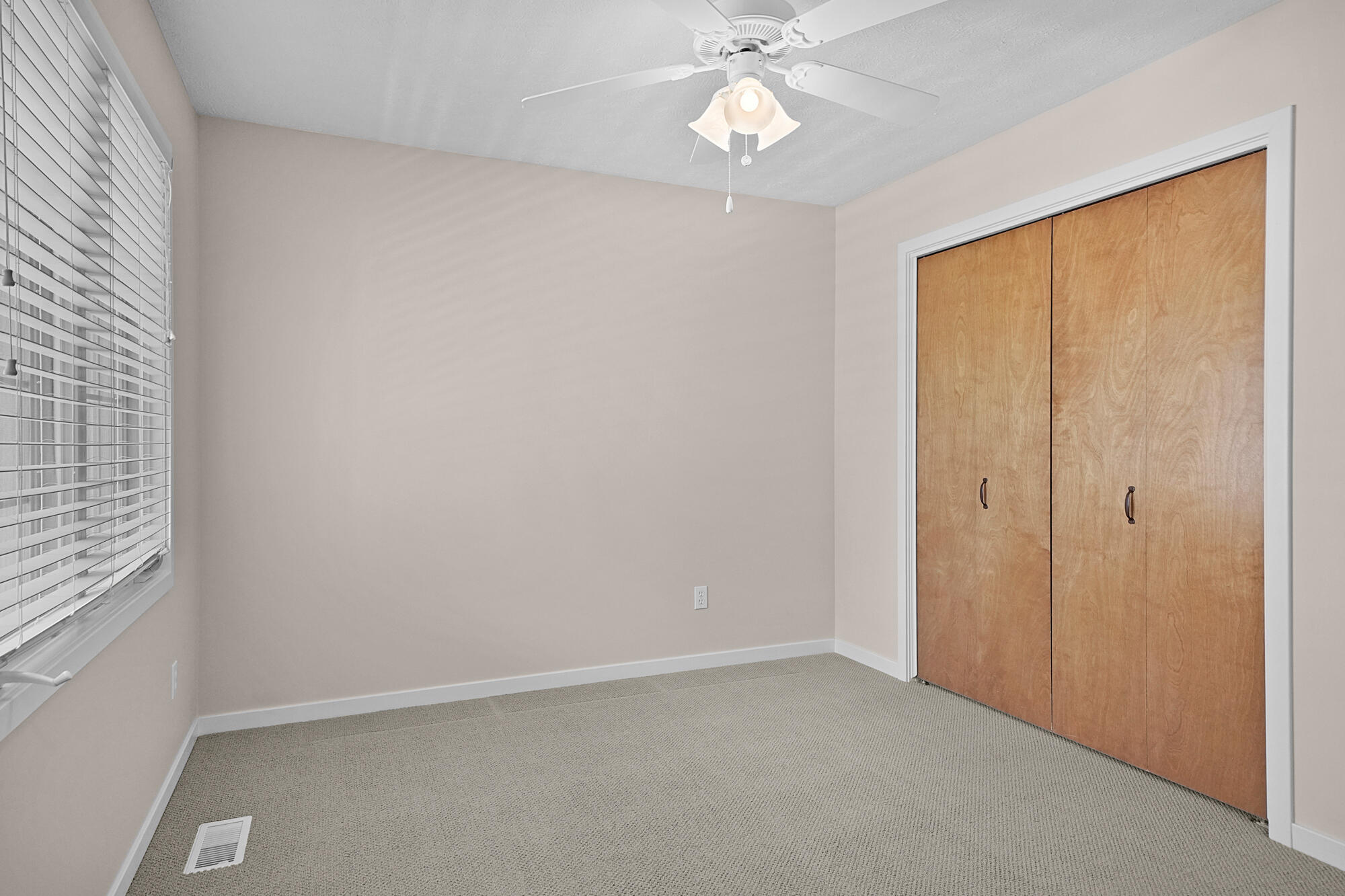 475 Timberlake Drive E Holland MI 49424