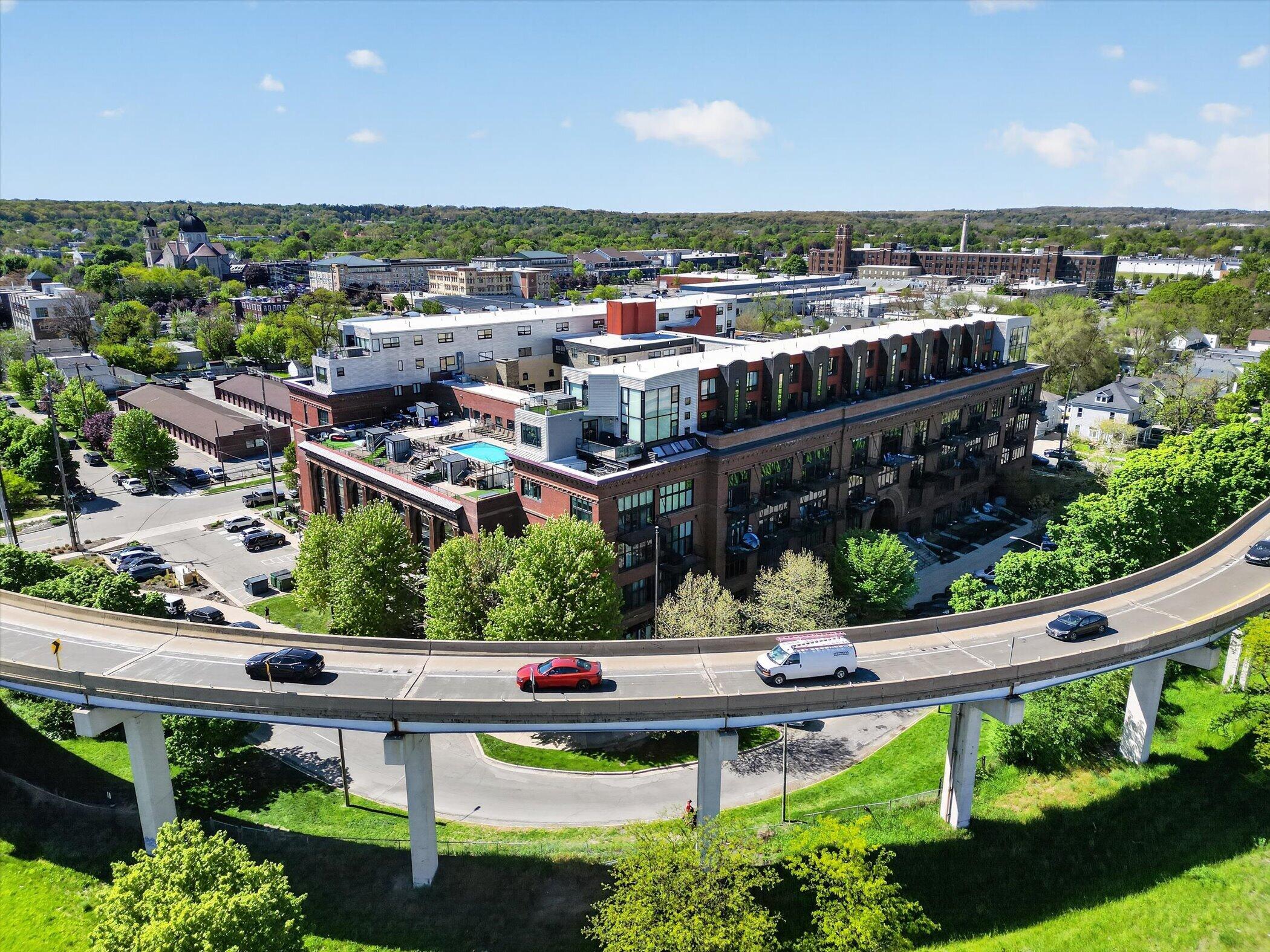 600 Broadway Avenue NW Grand Rapids MI 49504