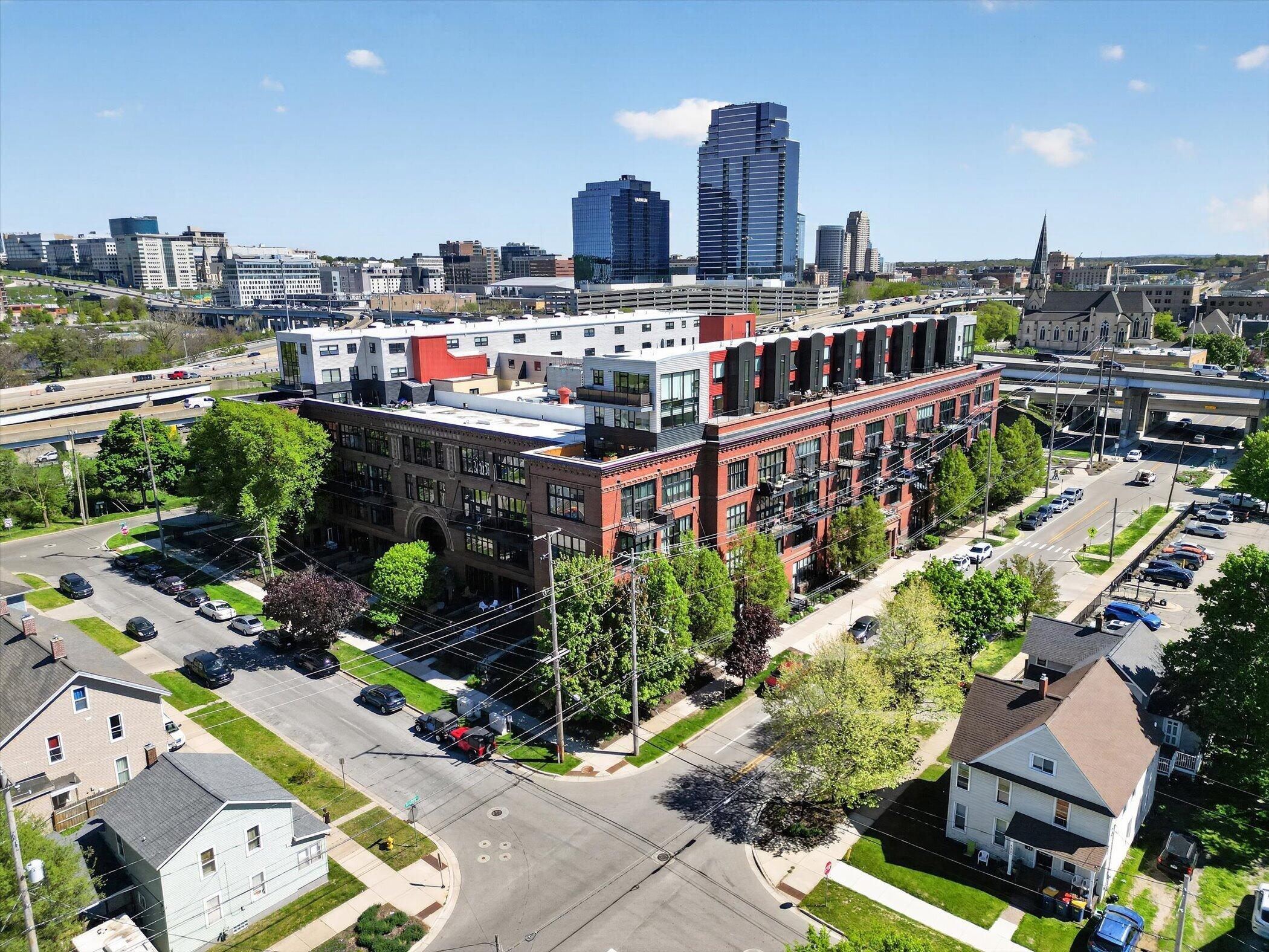 600 Broadway Avenue NW Grand Rapids MI 49504