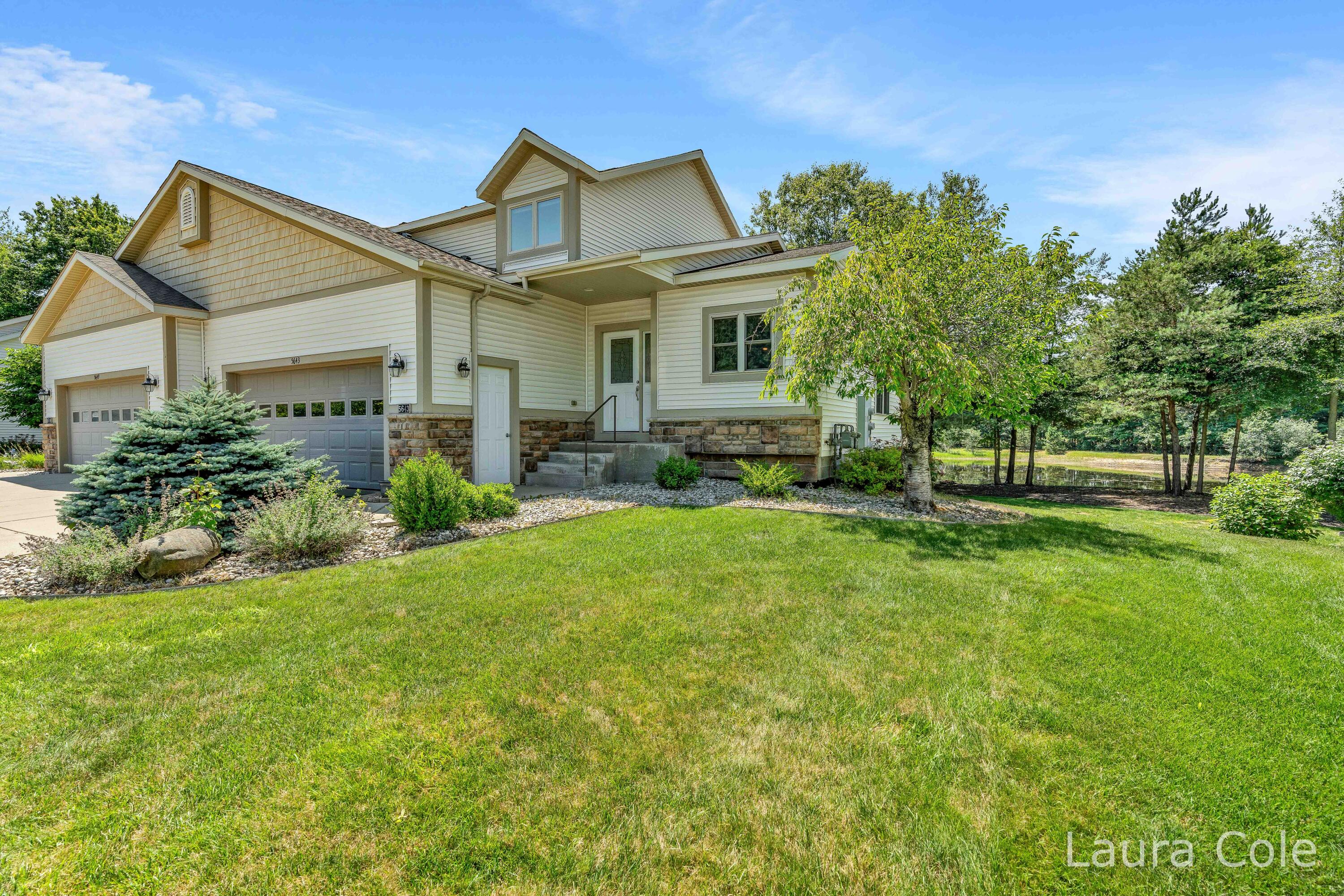 5643 W Sandalwood Circle Norton Shores MI 49441