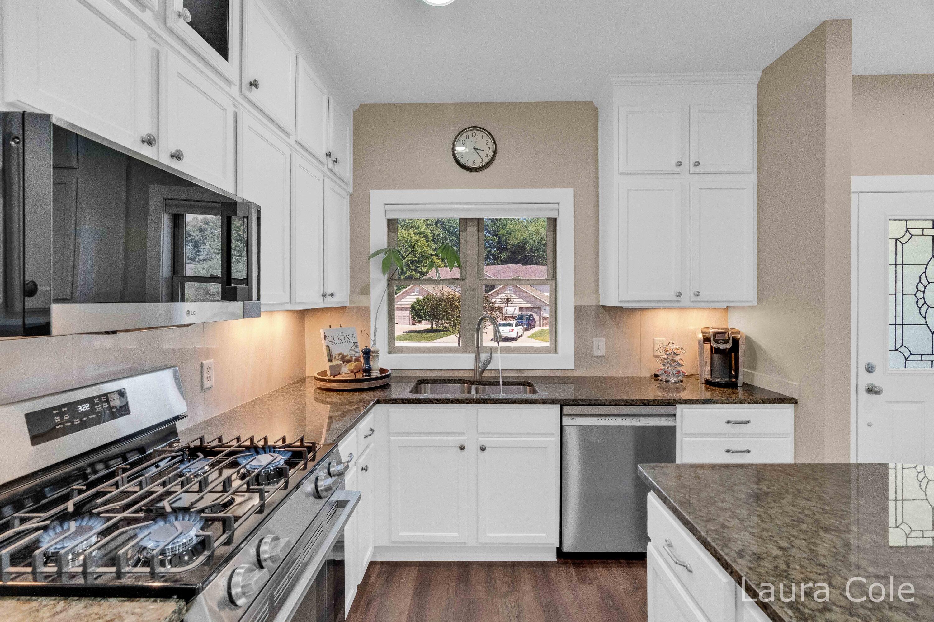5643 W Sandalwood Circle Norton Shores MI 49441