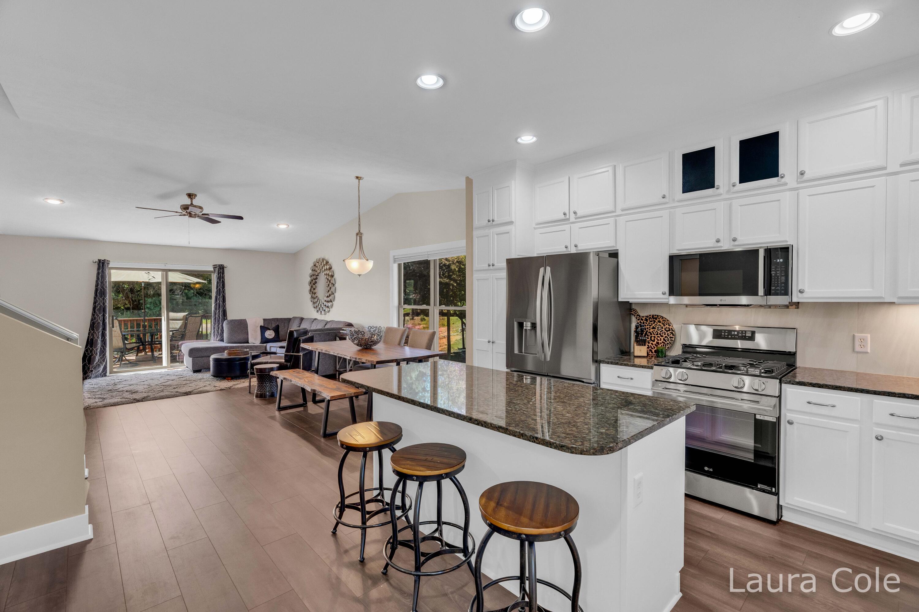 5643 W Sandalwood Circle Norton Shores MI 49441