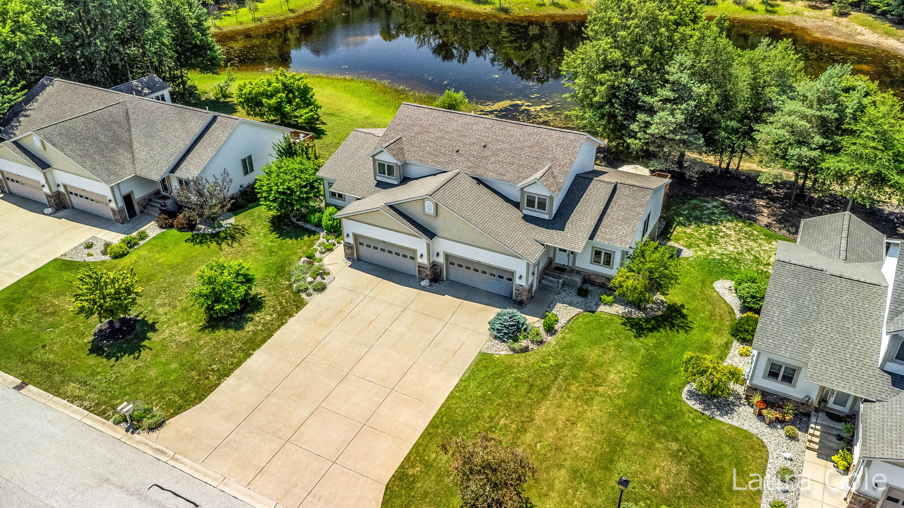 5643 W Sandalwood Circle Norton Shores MI 49441