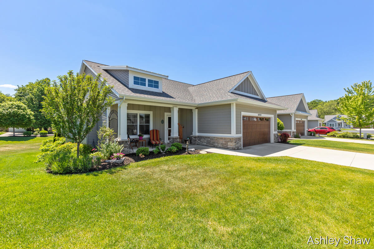 6424 Copperleaf Court Holland MI 49423