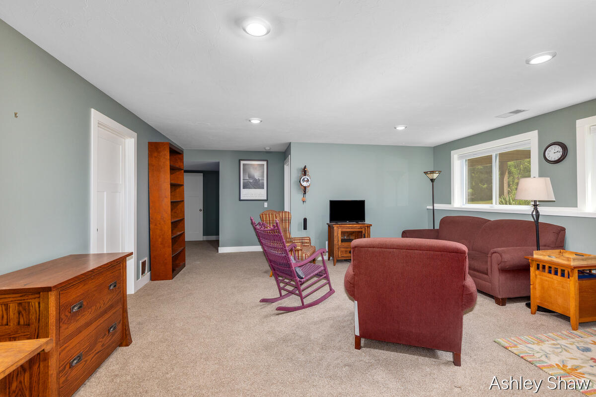 6424 Copperleaf Court Holland MI 49423
