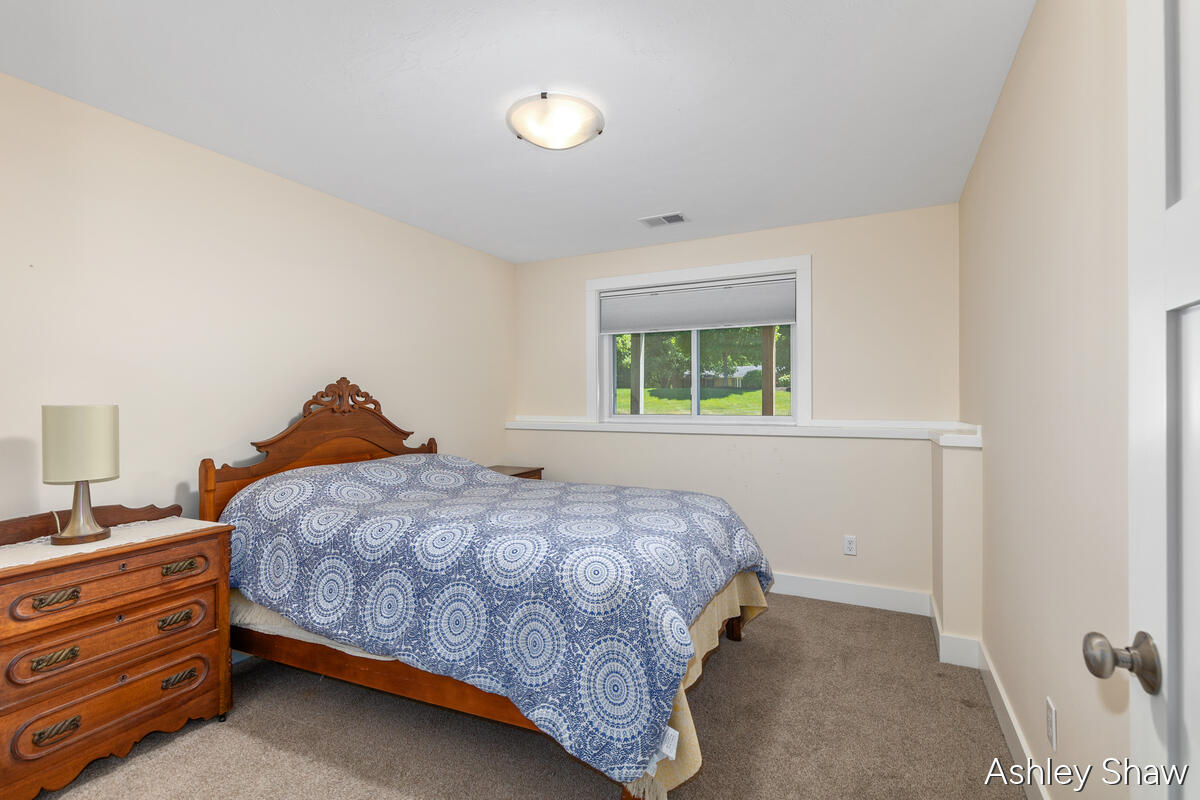 6424 Copperleaf Court Holland MI 49423