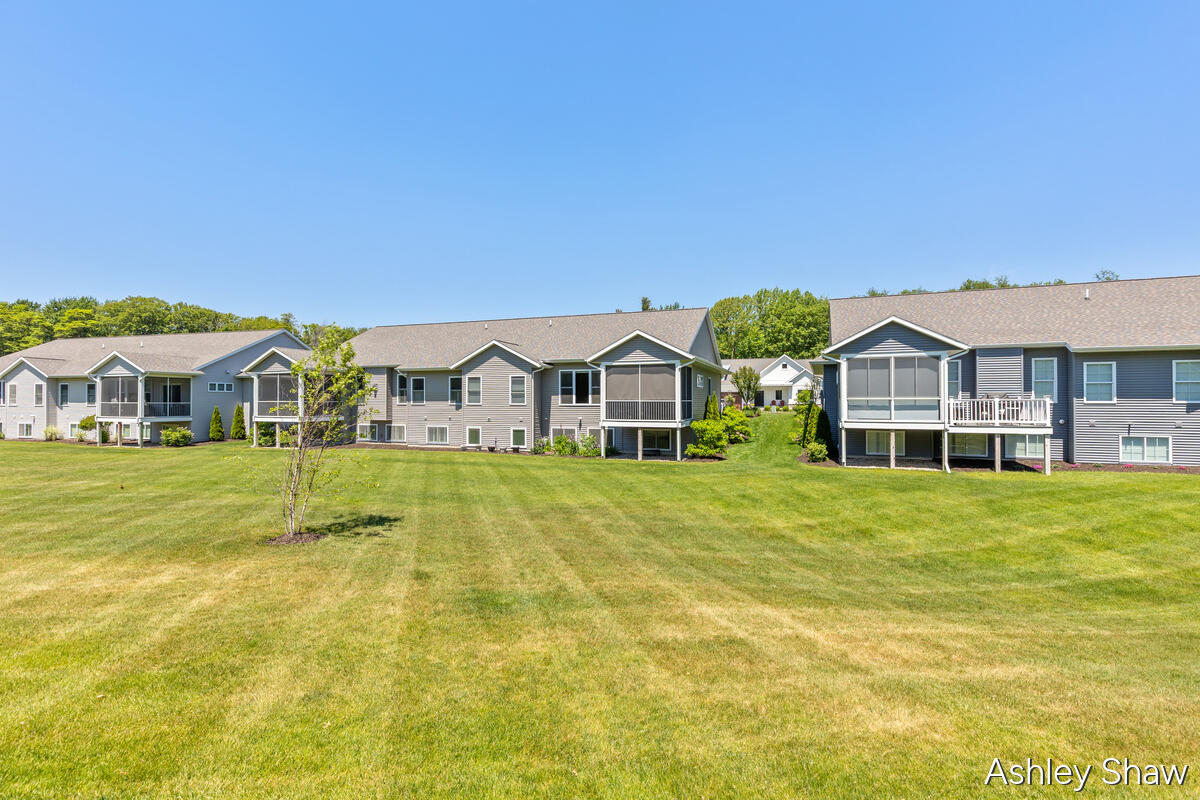 6424 Copperleaf Court Holland MI 49423
