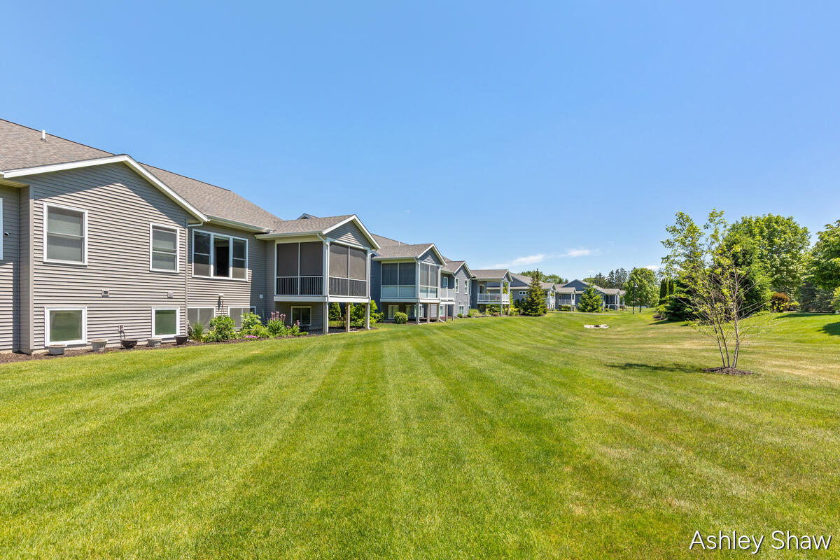 6424 Copperleaf Court Holland MI 49423