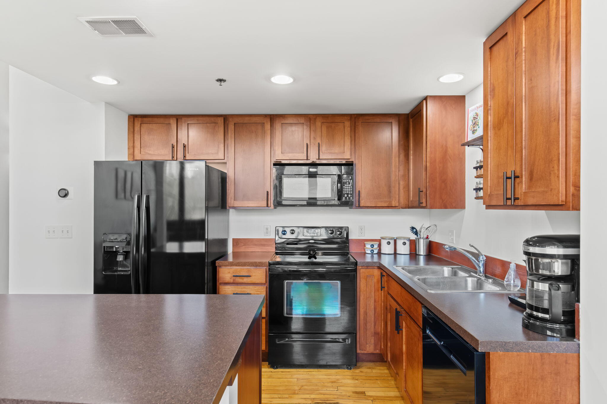 600 Broadway Avenue NW Grand Rapids MI 49504