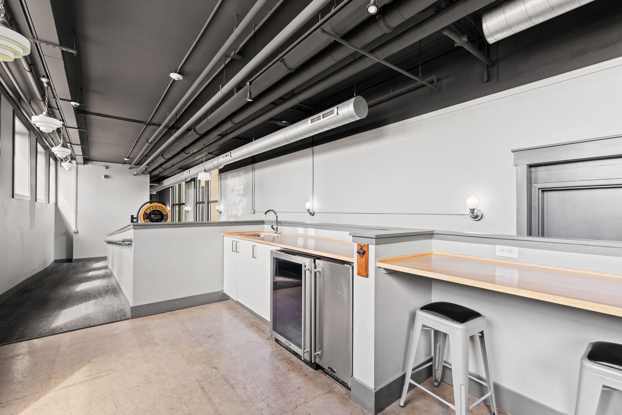 600 Broadway Avenue NW Grand Rapids MI 49504