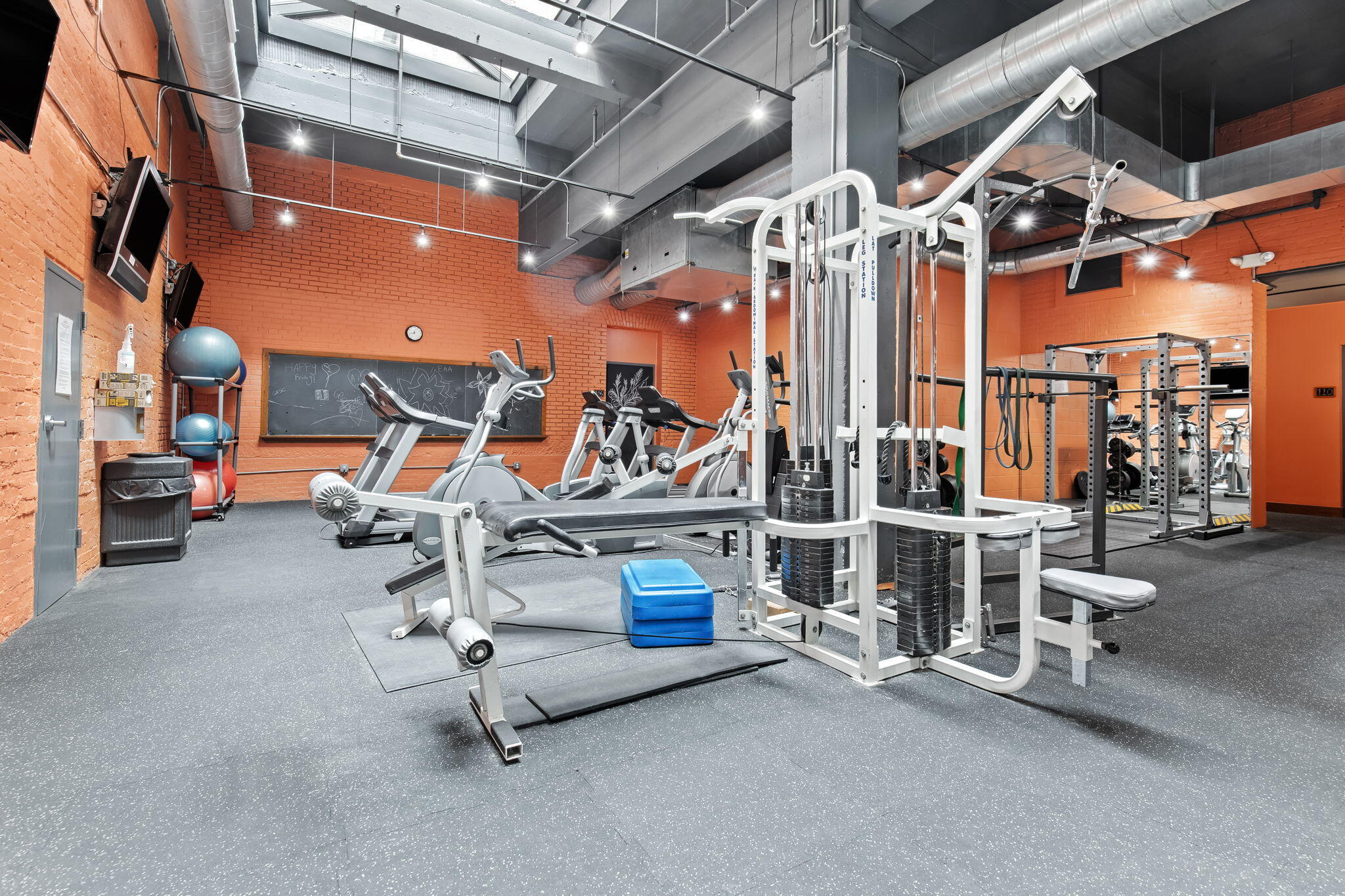 600 Broadway Avenue NW Grand Rapids MI 49504