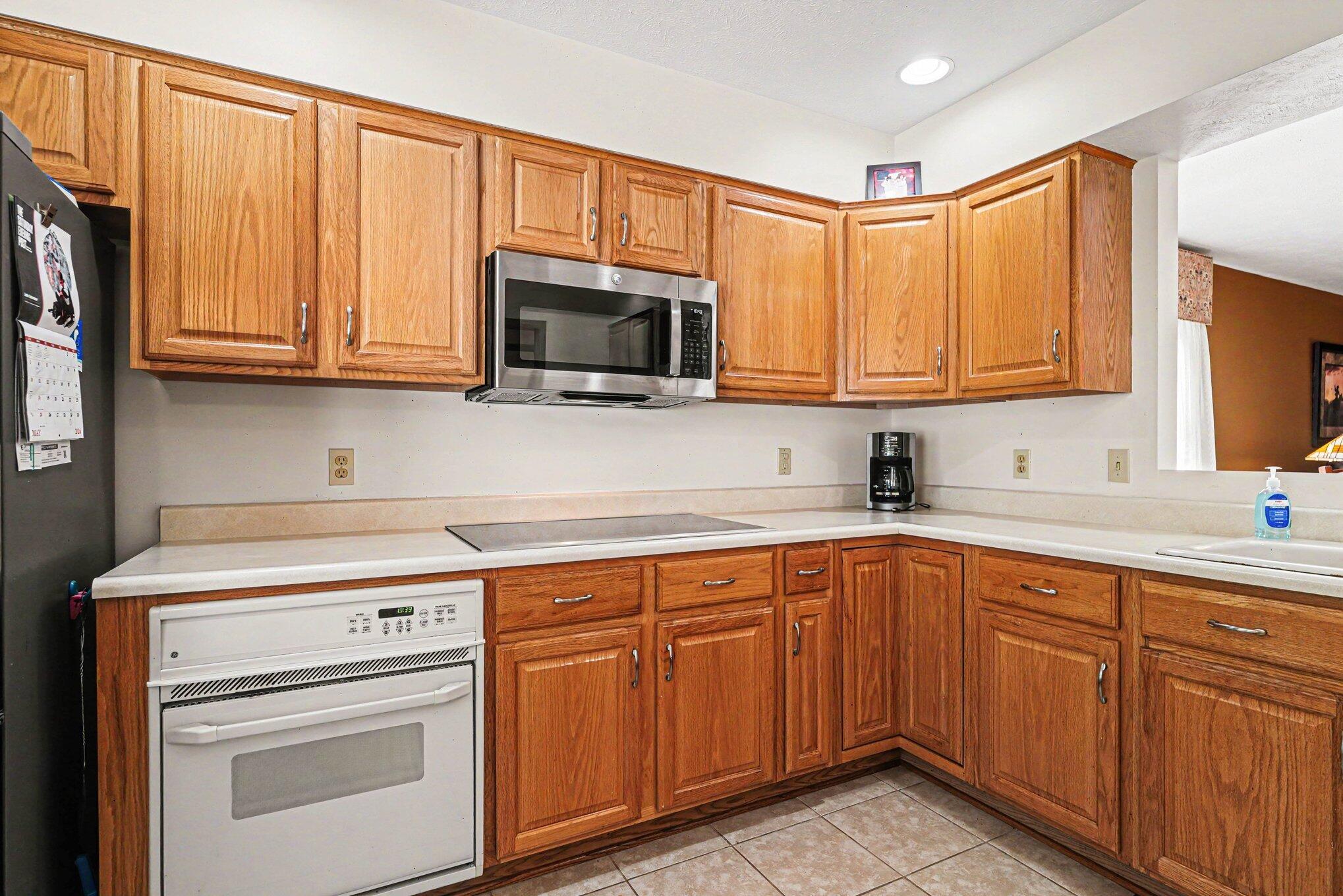 6811 Birdsong Avenue Kalamazoo MI 49009