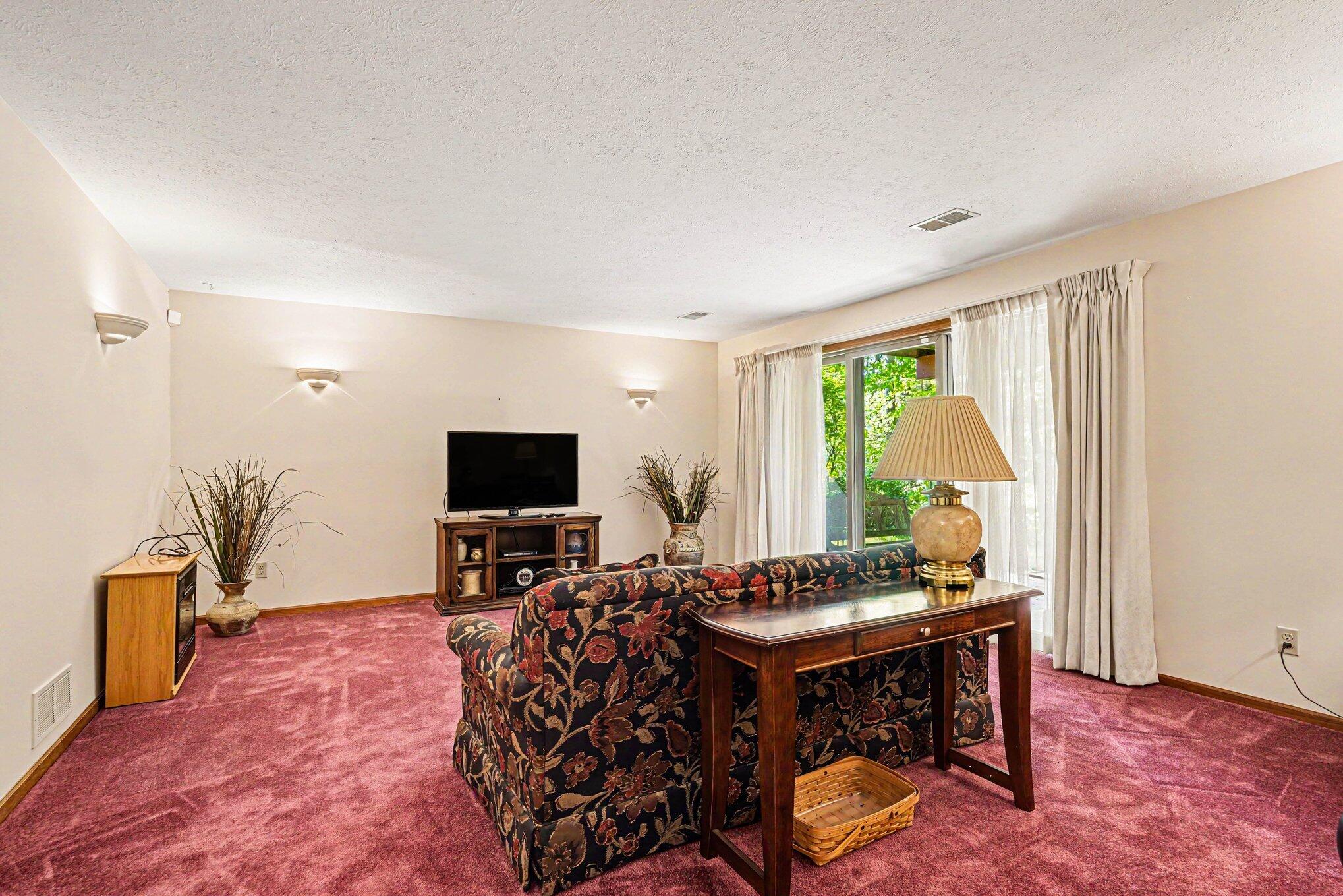 6811 Birdsong Avenue Kalamazoo MI 49009