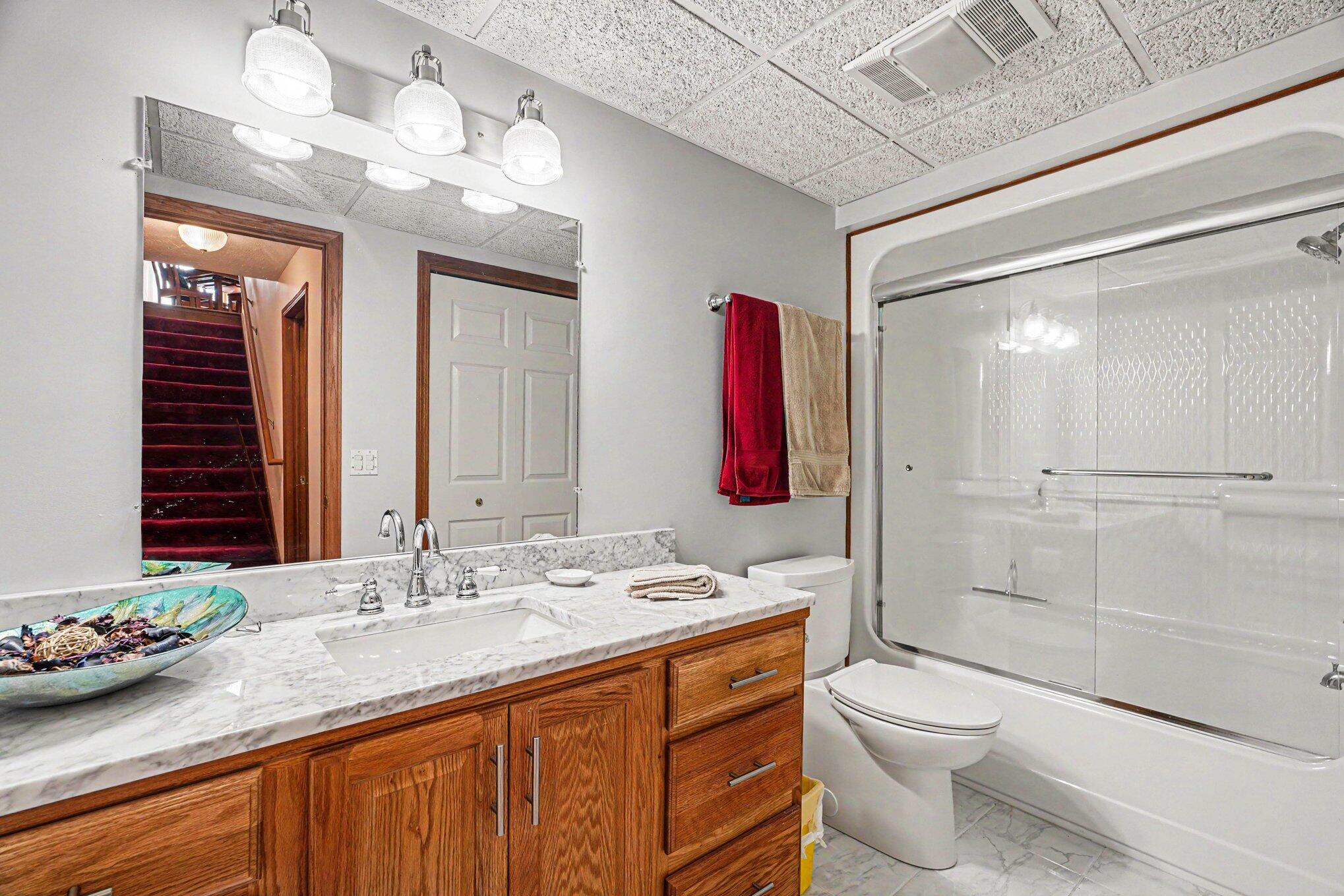6811 Birdsong Avenue Kalamazoo MI 49009