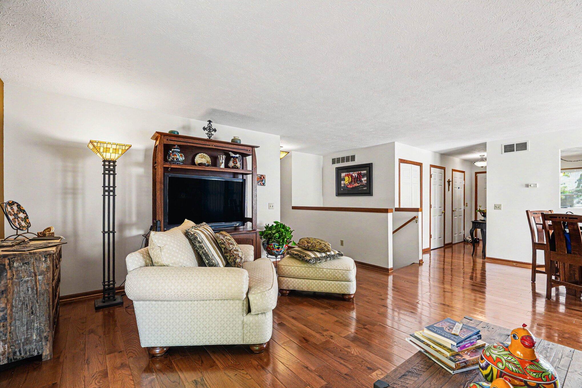 6811 Birdsong Avenue Kalamazoo MI 49009