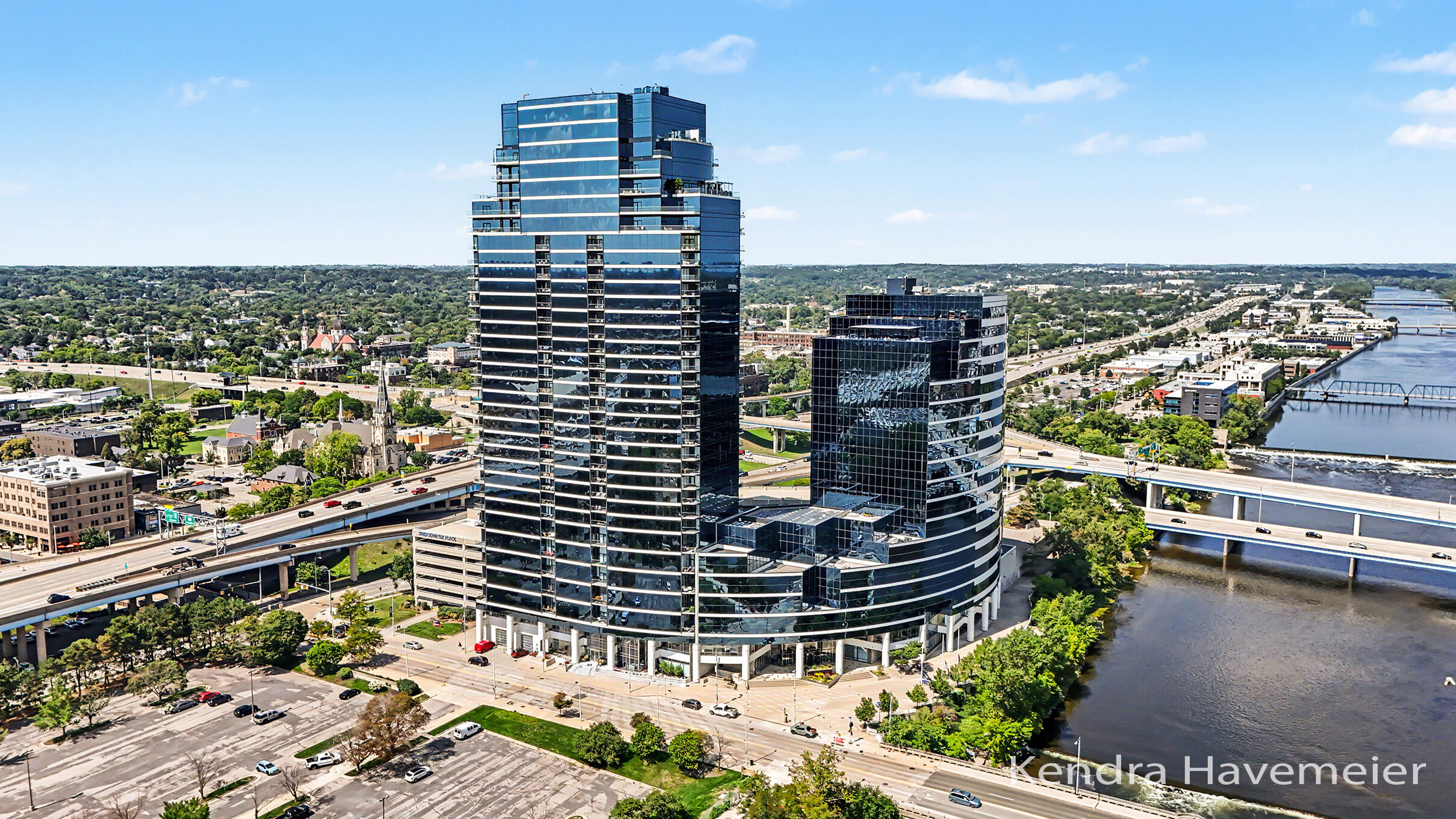 335 Bridge Street NW Grand Rapids MI 49504