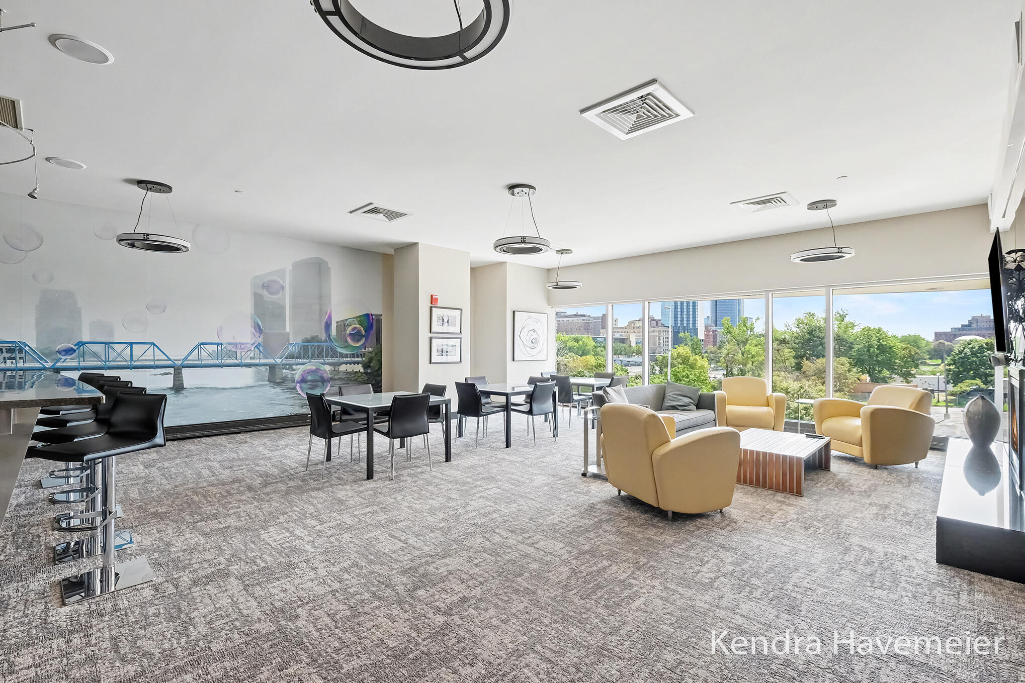 335 Bridge Street NW Grand Rapids MI 49504