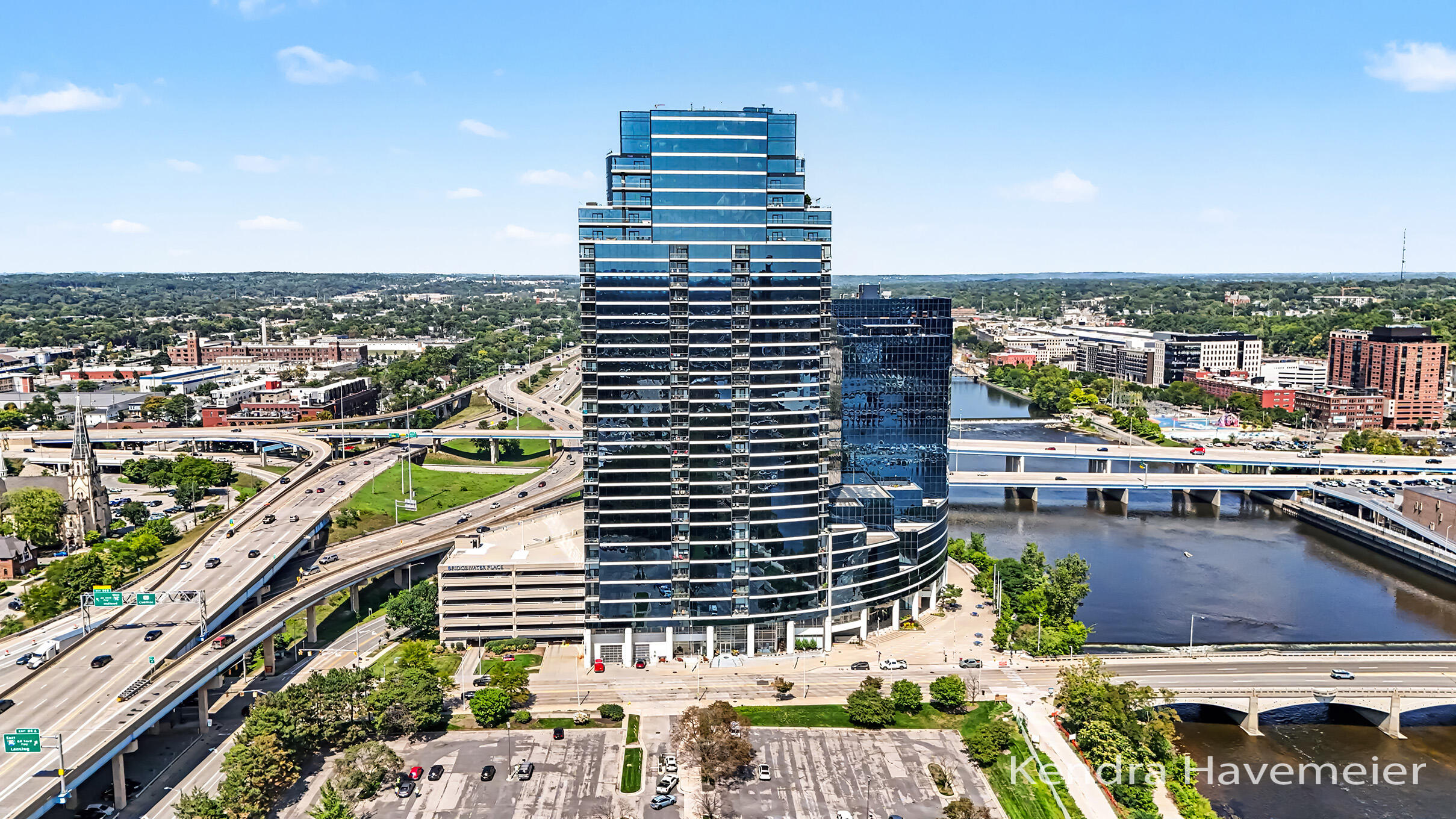 335 Bridge Street NW Grand Rapids MI 49504