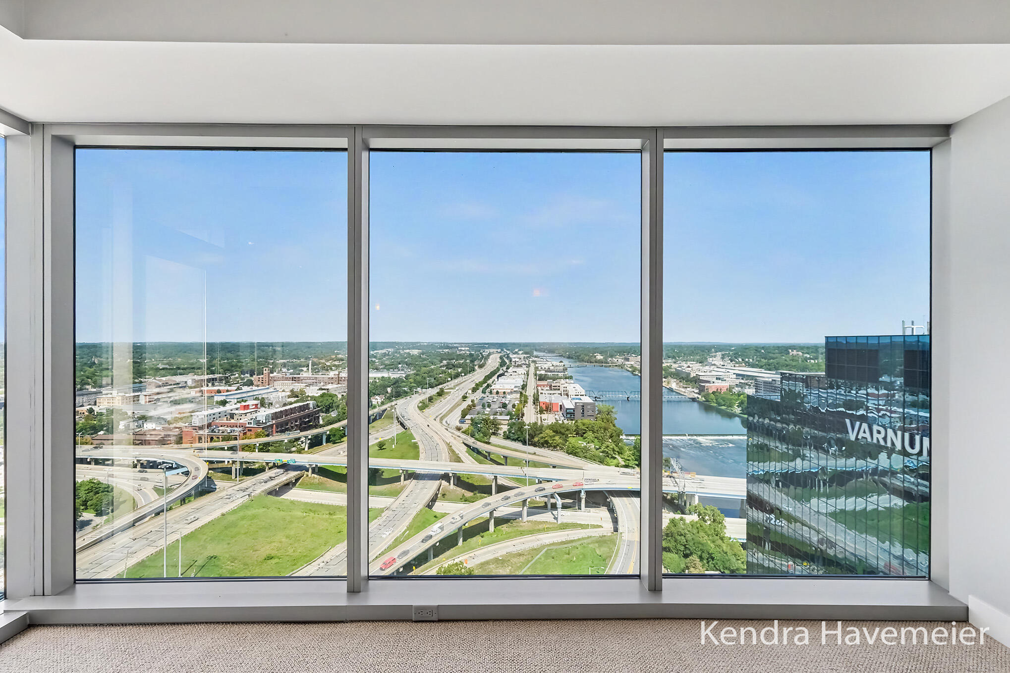 335 Bridge Street NW Grand Rapids MI 49504