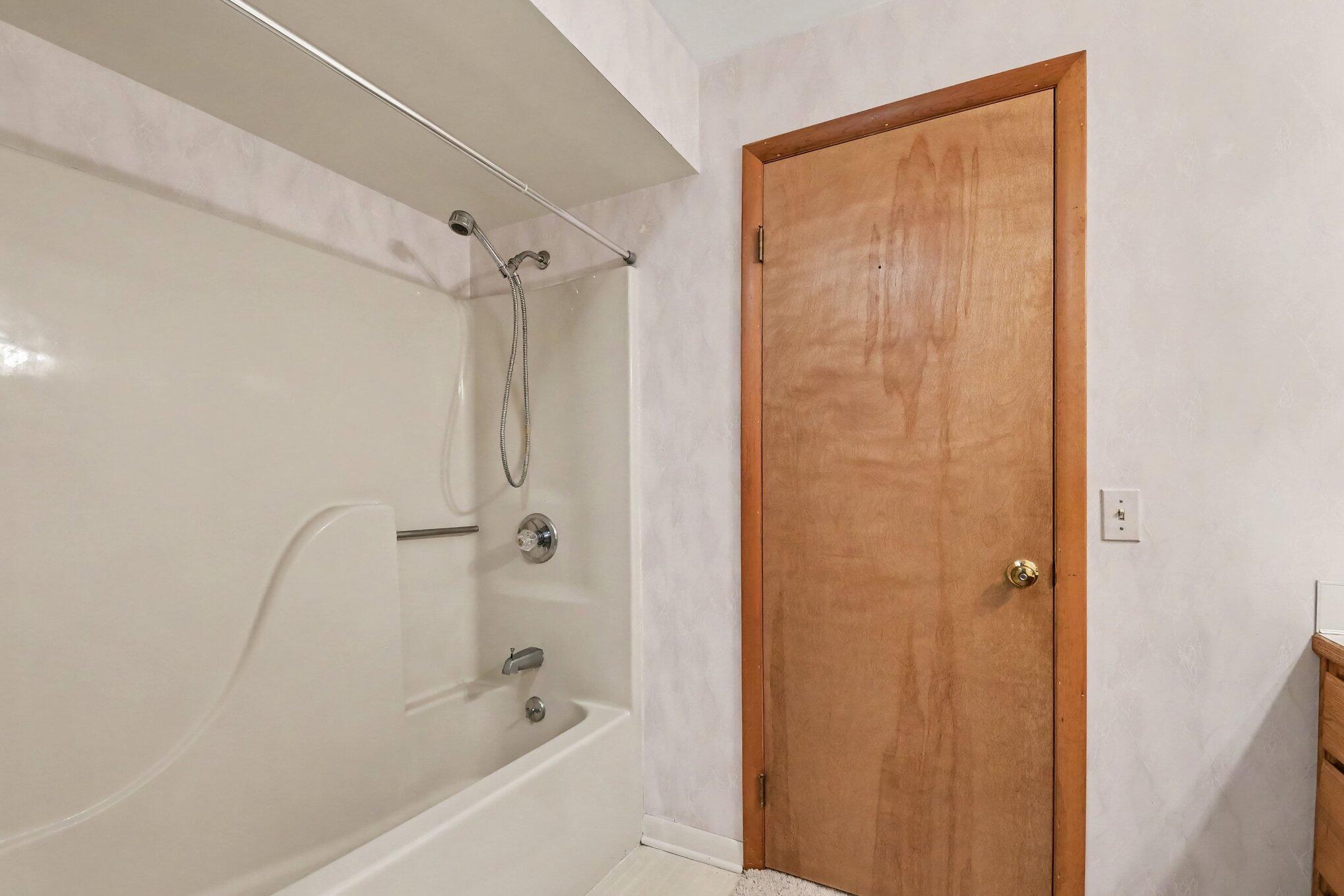 2779 Mulford Drive SE Grand Rapids MI 49546