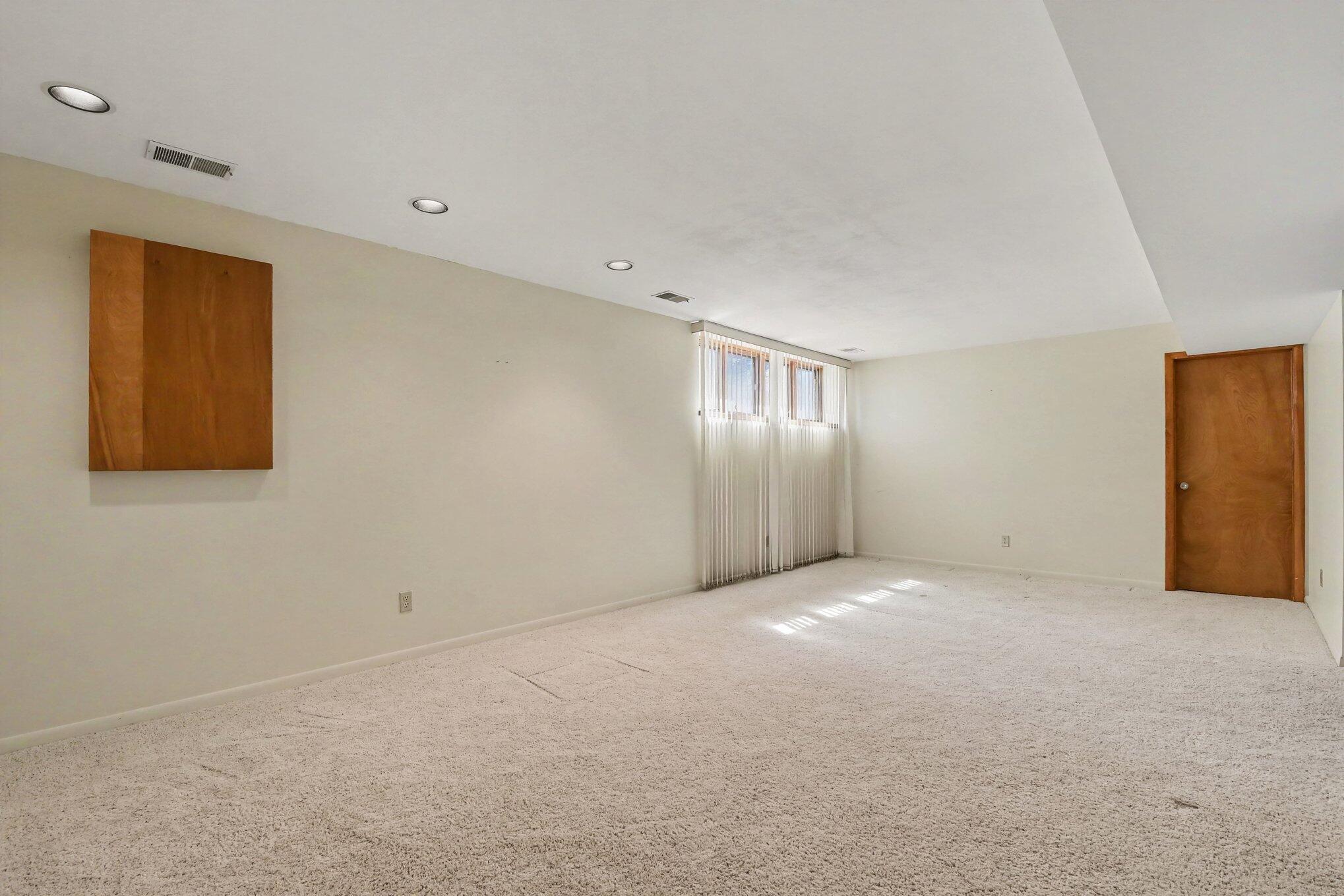 2779 Mulford Drive SE Grand Rapids MI 49546
