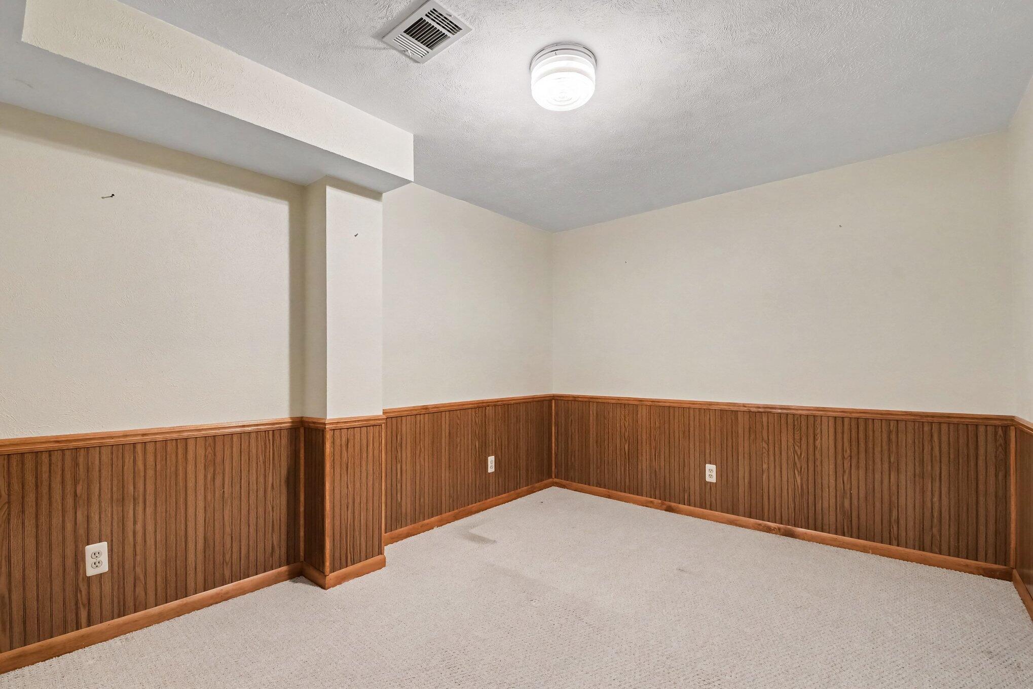 2779 Mulford Drive SE Grand Rapids MI 49546