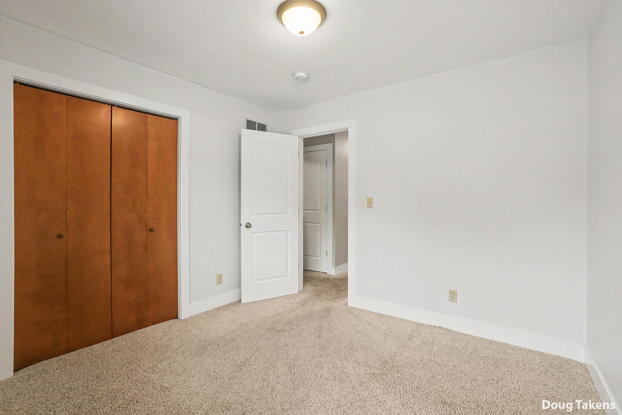 228 S Wall Street Zeeland MI 49464