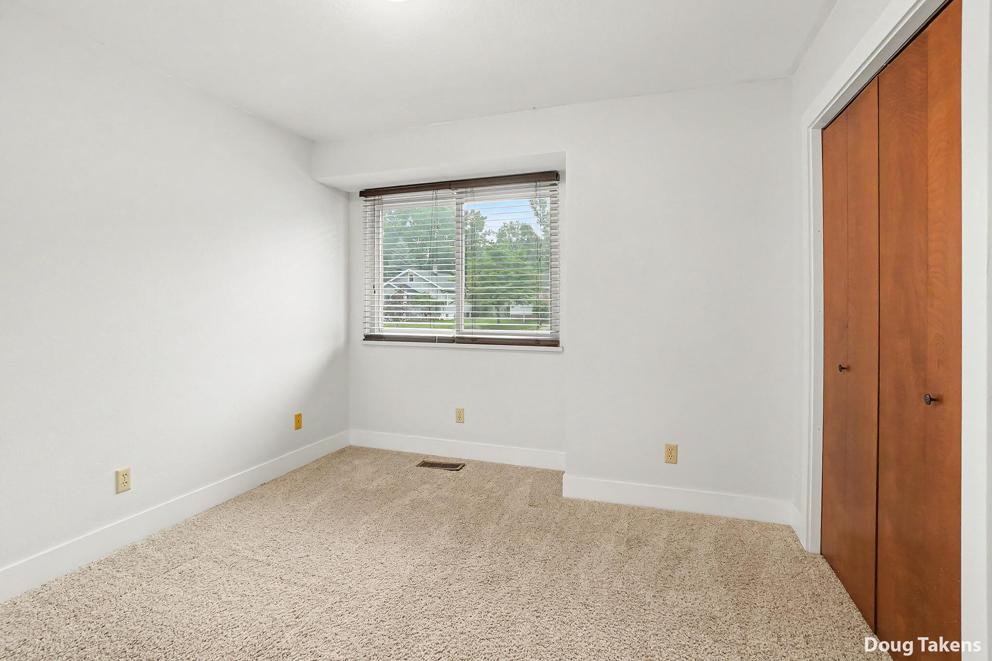 228 S Wall Street Zeeland MI 49464
