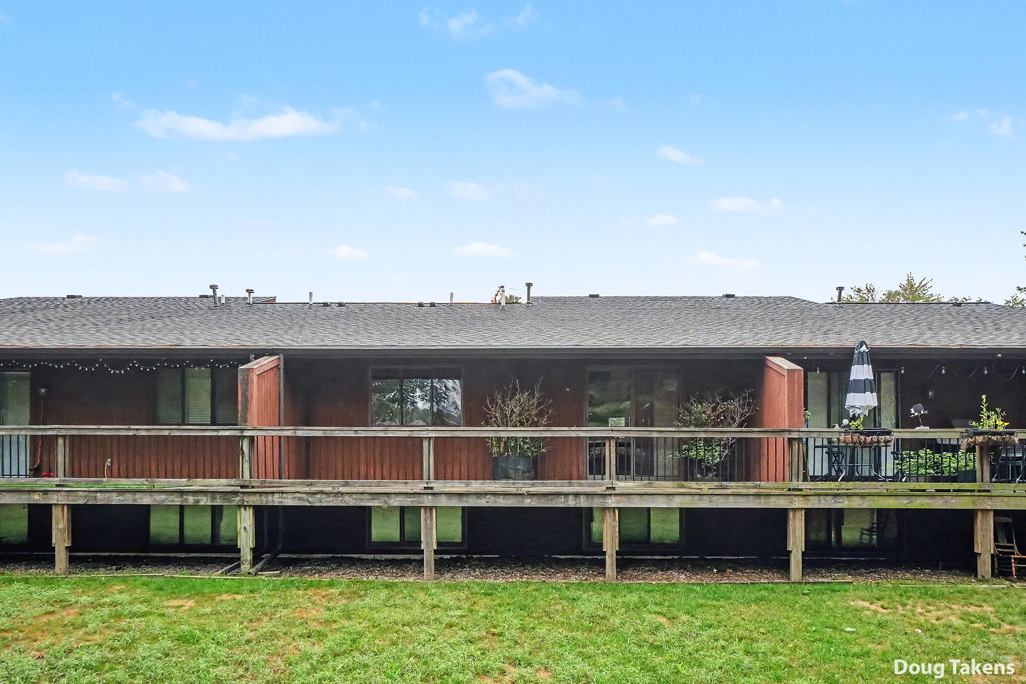228 S Wall Street Zeeland MI 49464