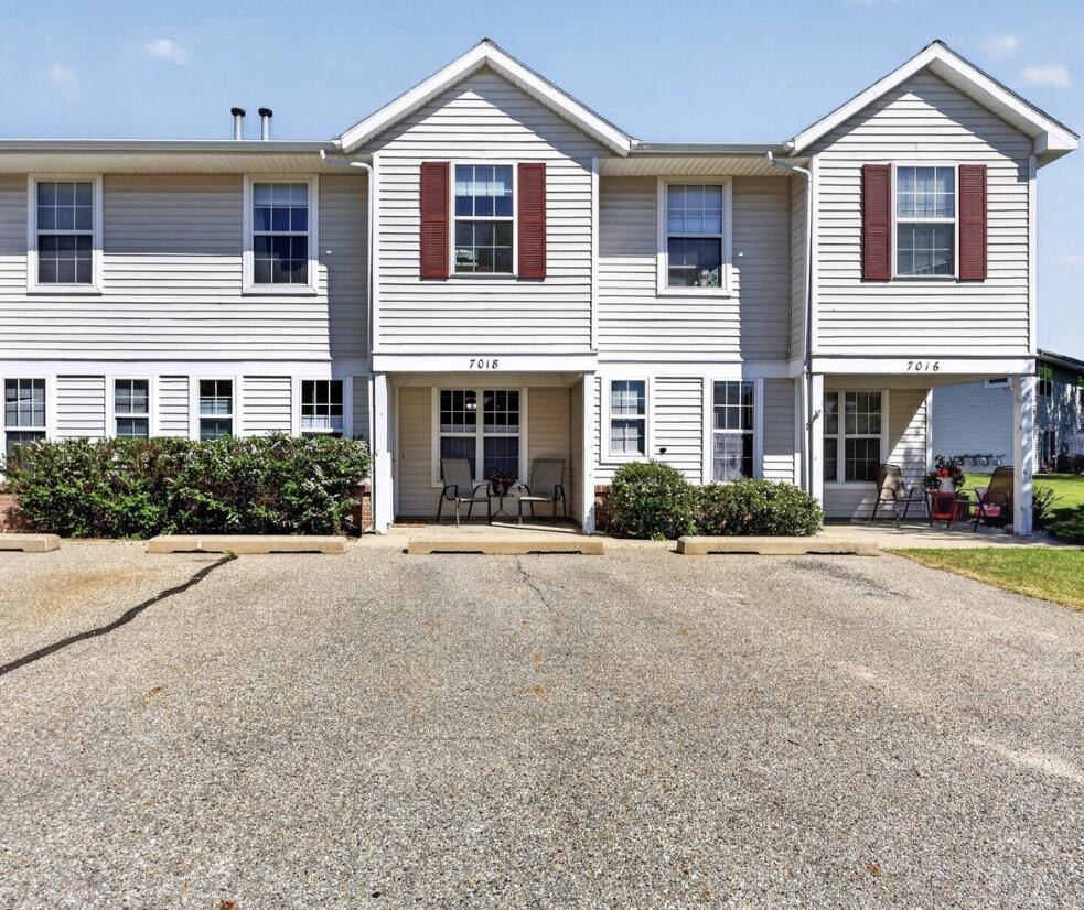 7018 S Cannon Place Drive NE Rockford MI 49341