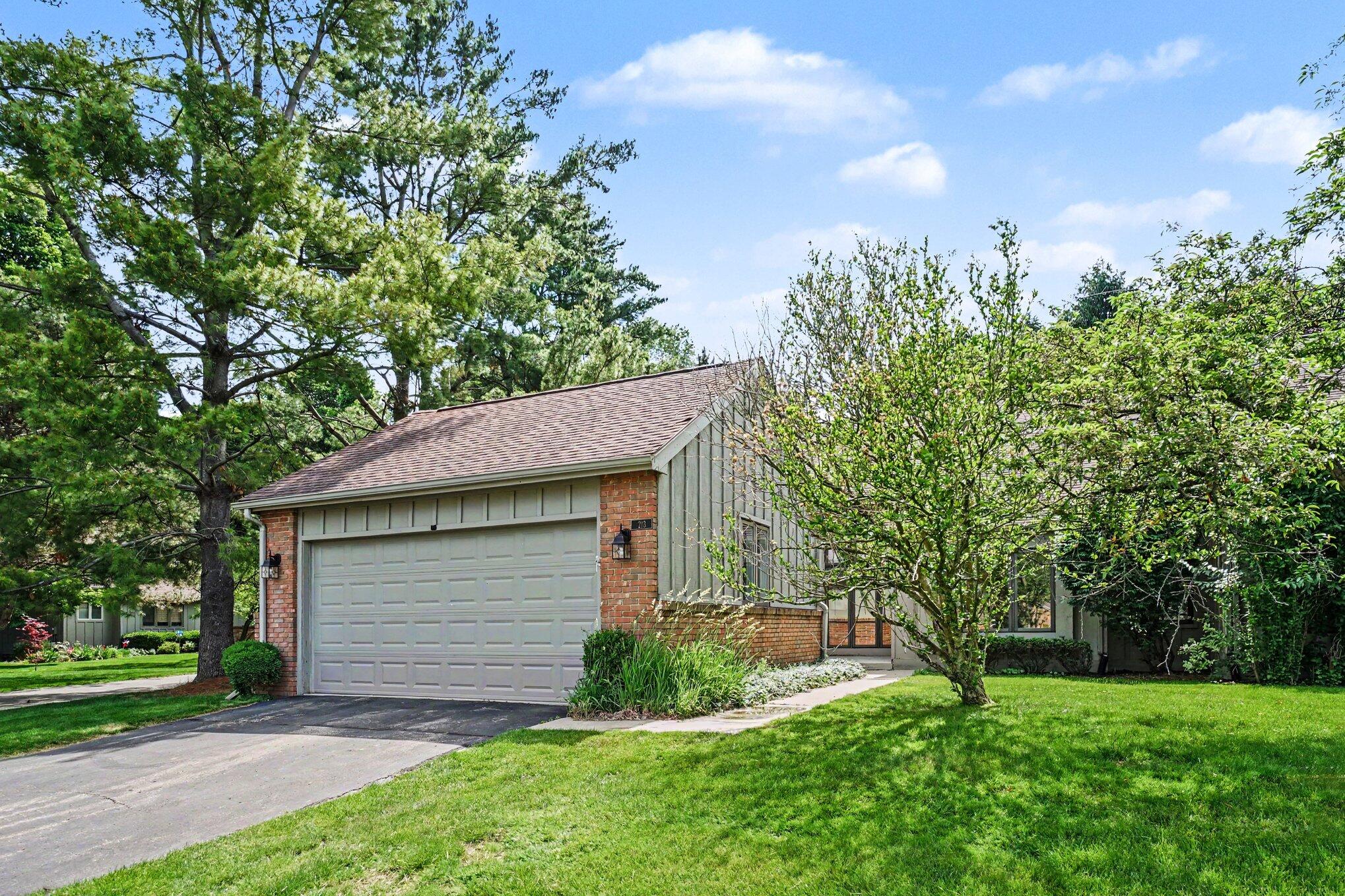 213 Raintree Circle Kalamazoo MI 49006